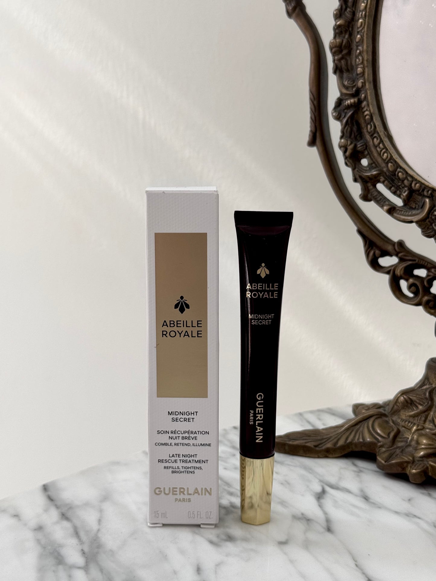 GUERLAIN Abeille Royale
Midnight Secret Rescue Treatment
Refills, Tightens, Brightens
All Skin Types, Even Sensitive
