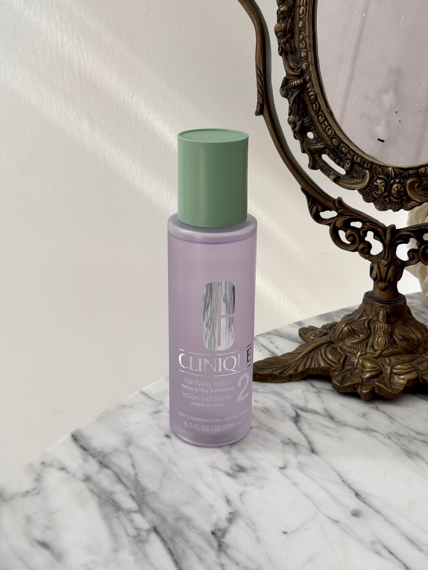 CLINIQUE Clarifying Lotion 2 - Twice A Day Exfoliator For Dry To Combination Skin