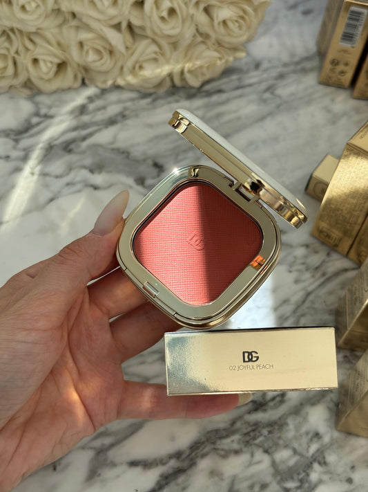 DOLCE & GABBANA
Cheek&Eyes Match - Lasting Blush & Eyshadow Powder (02)