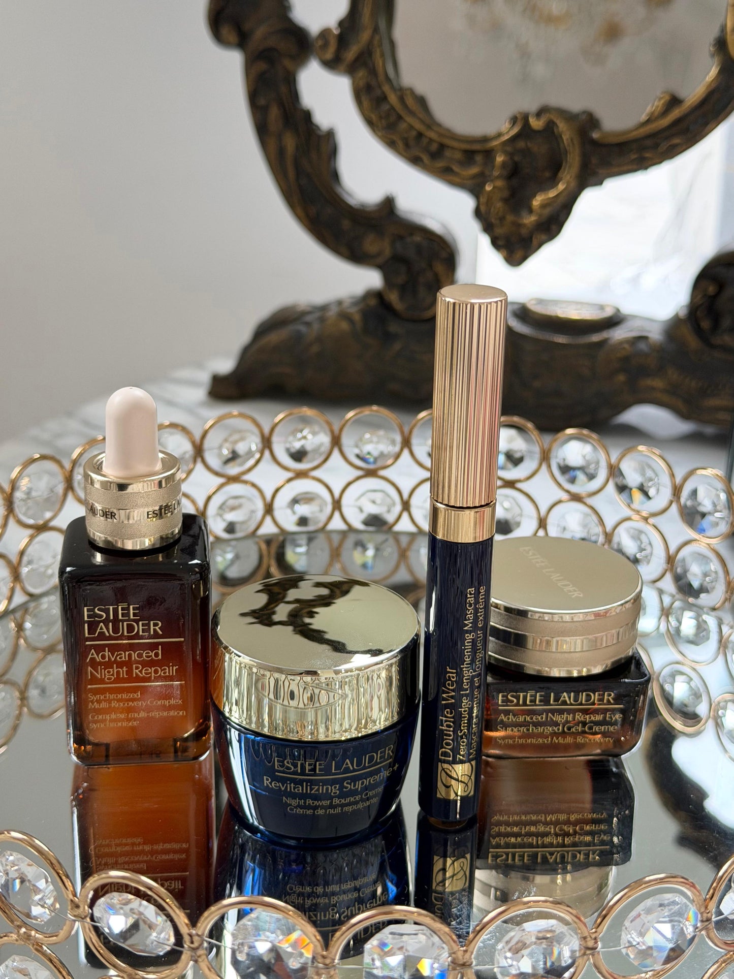 ESTEE LAUDEE Beauty Secrets Unwrapped Repair + Lift + Brighten Skincare Set