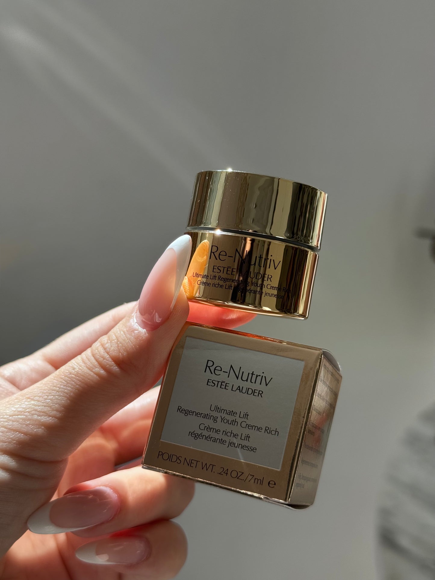 ESTEE LAUDER Re-Nutriv Ultimate Lift Regenerating Youth Creme Rich