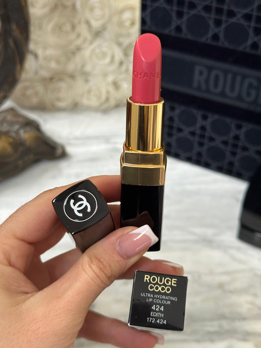 CHANEL Rouge Coco (424)
Ultra Hydrating Lipstick