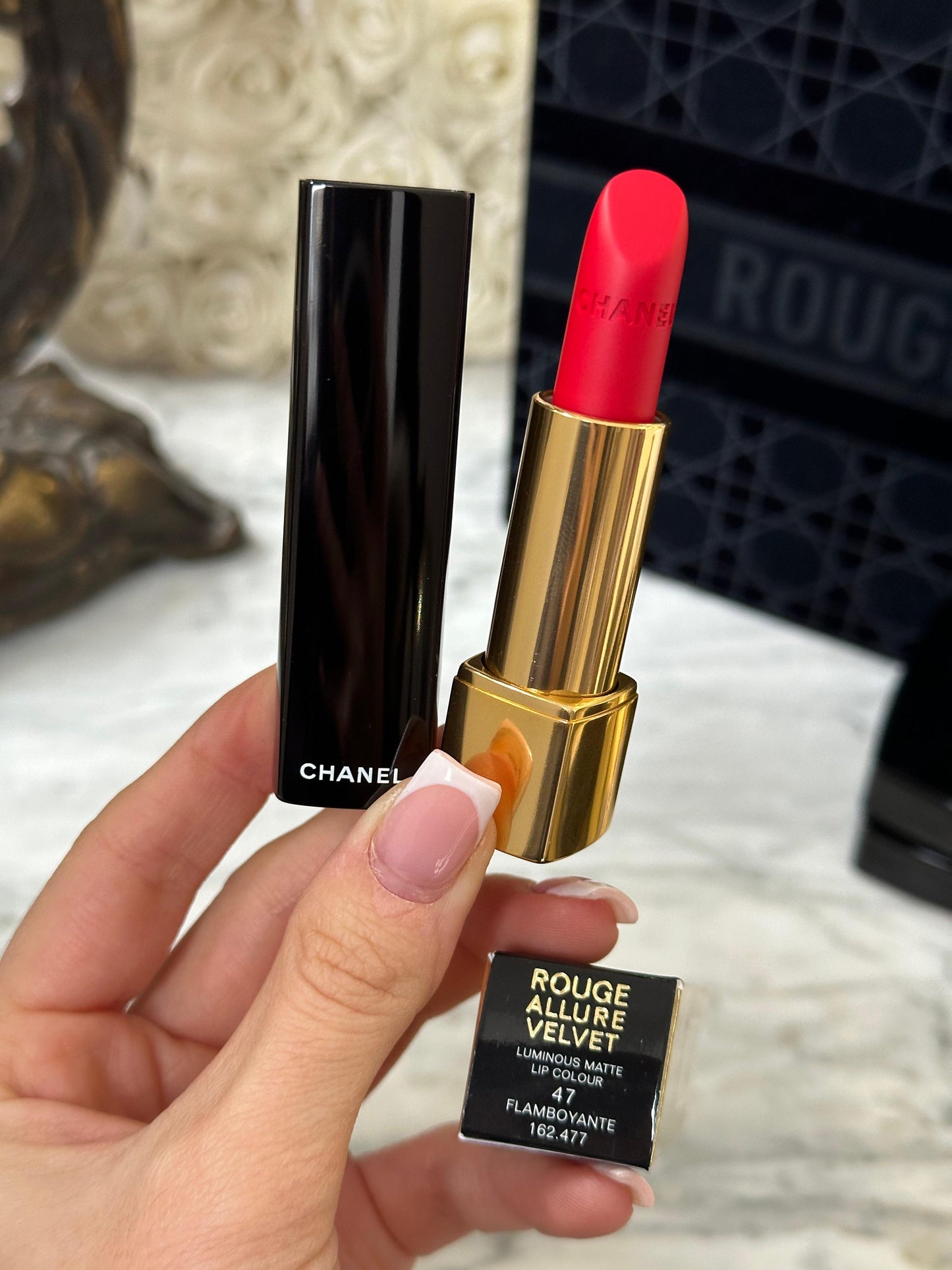CHANEL Rouge Allure Velvet (47)
Luminous Matte Lipstick