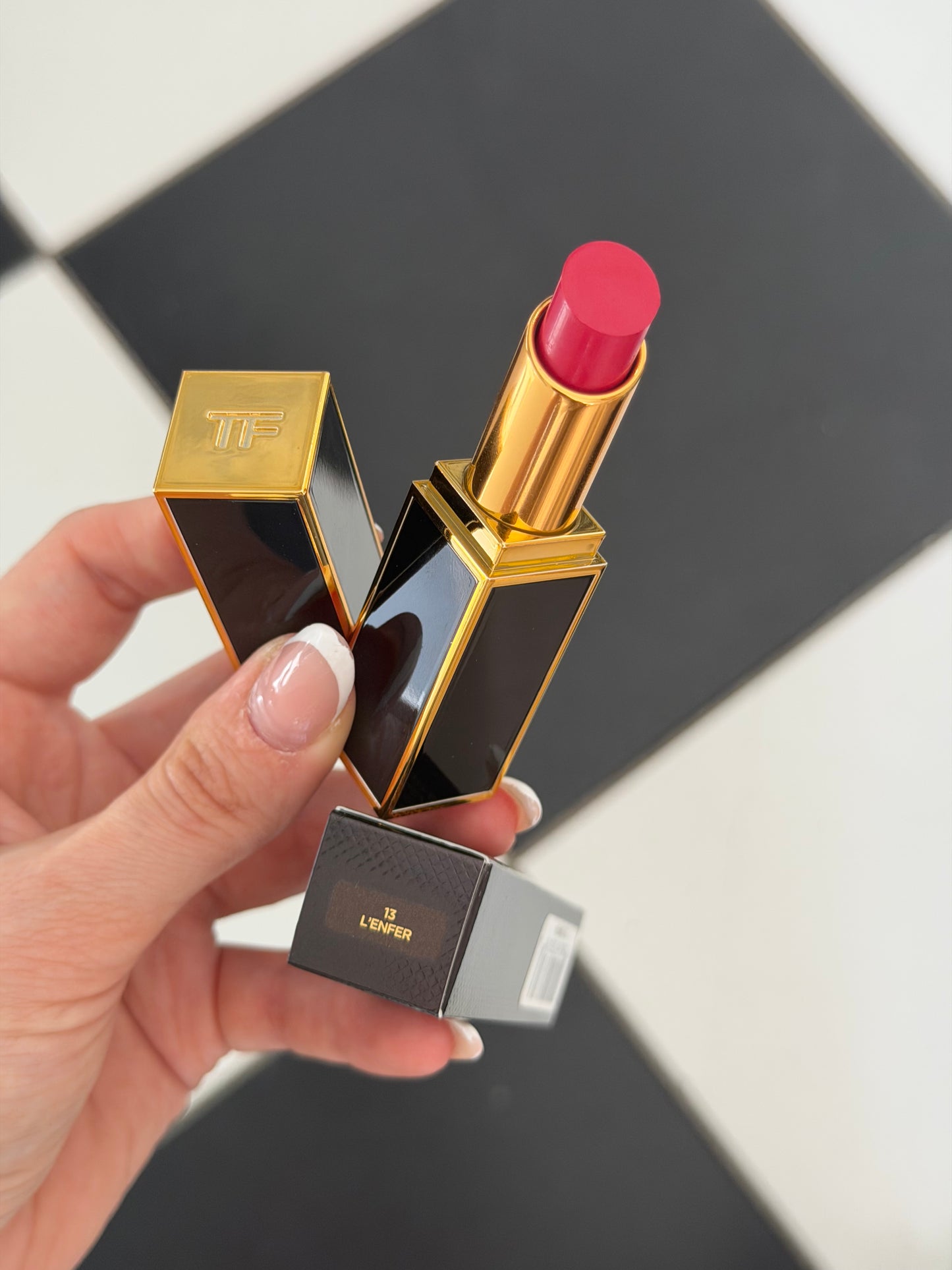 TOM FORD Lip Color Satin Matte Velvet-Soft, Longwearing Lipstick (13)