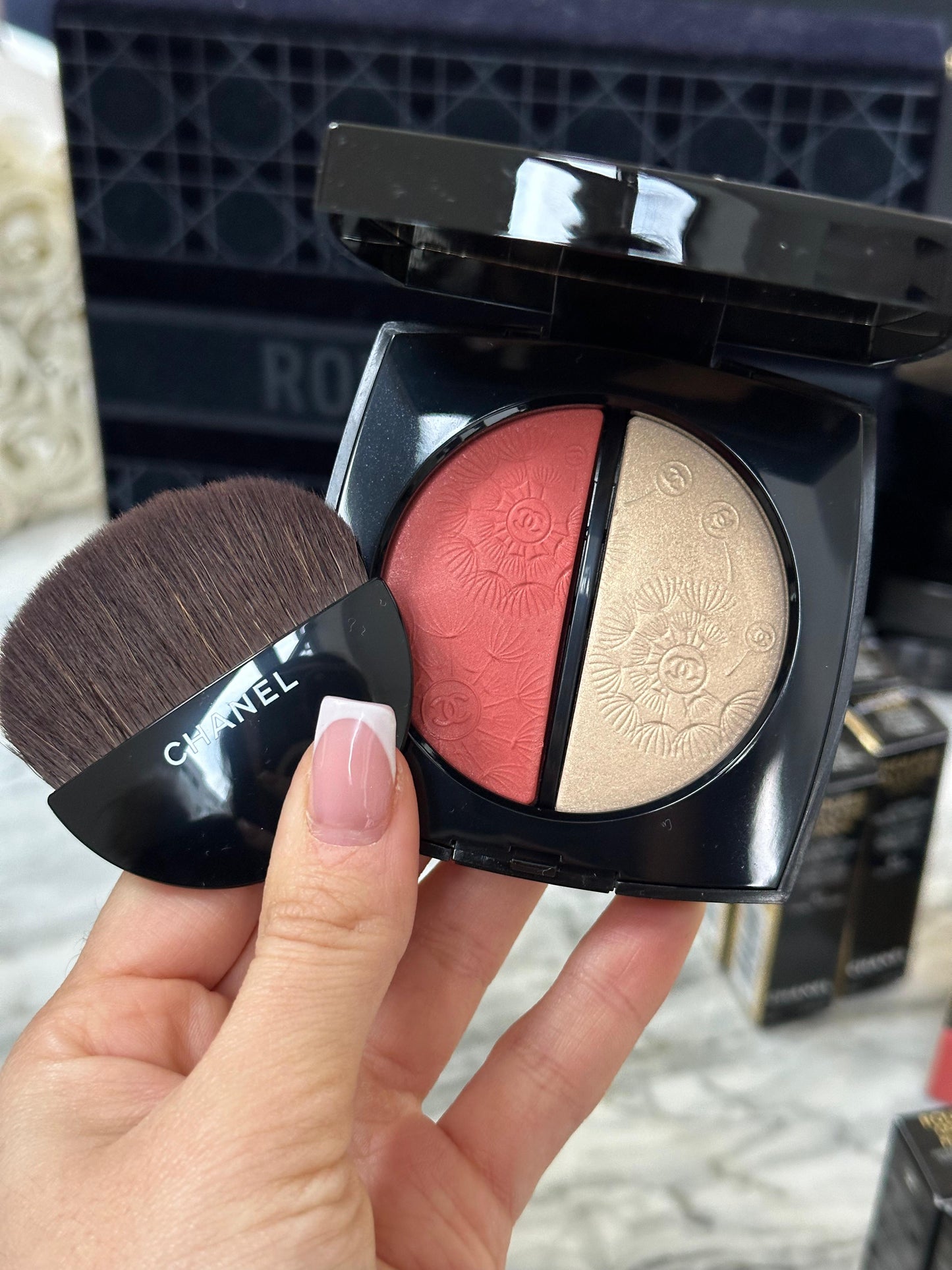 CHANEL Jardin Imaginaire
Blush and Highlighter Duo