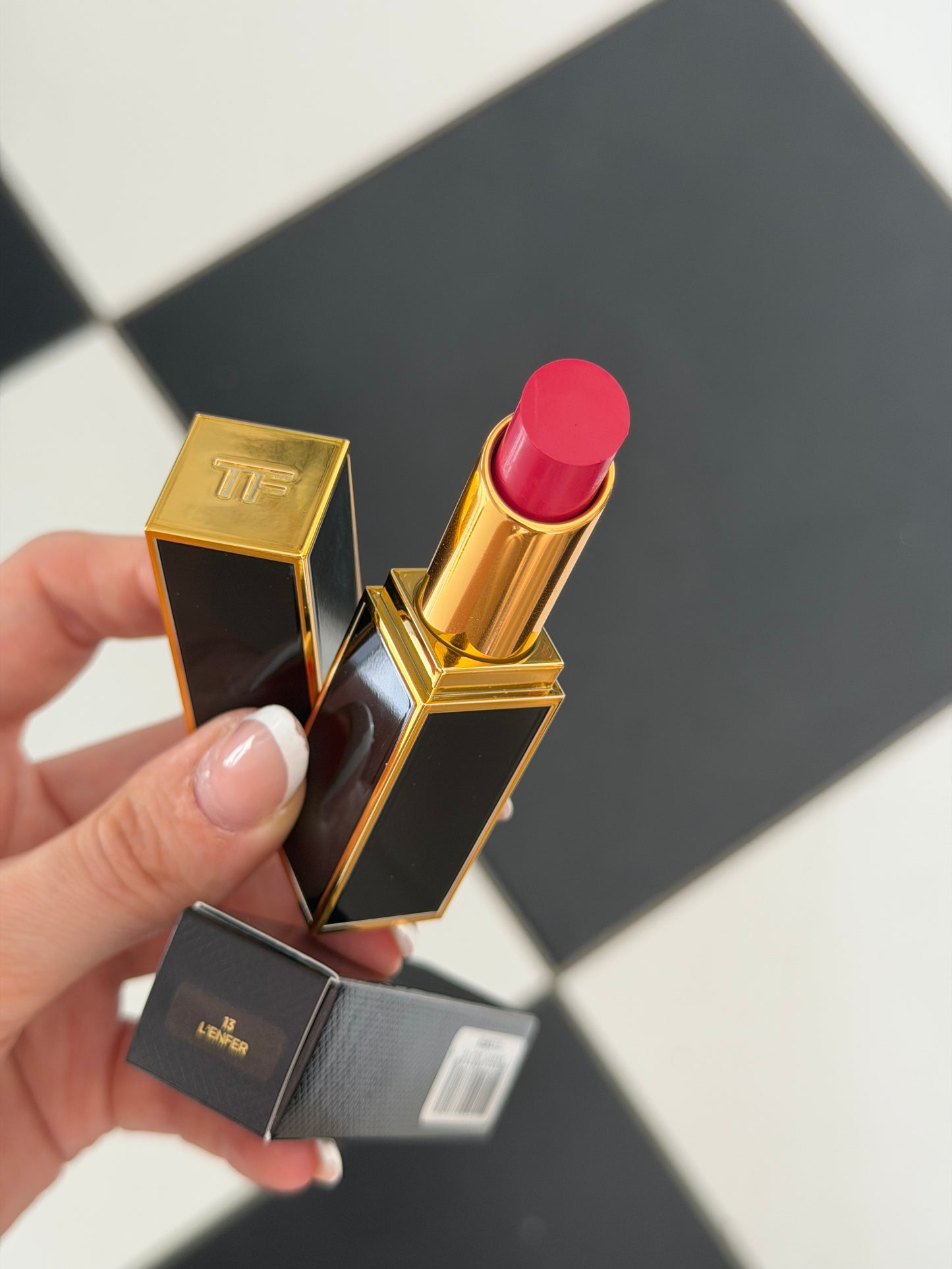 TOM FORD Lip Color Satin Matte Velvet-Soft, Longwearing Lipstick (13)