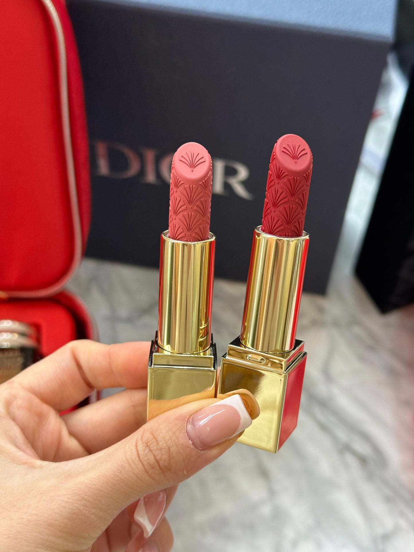 ESTÉE LAUDER Full-Size Favourites Gift Set (12 products)