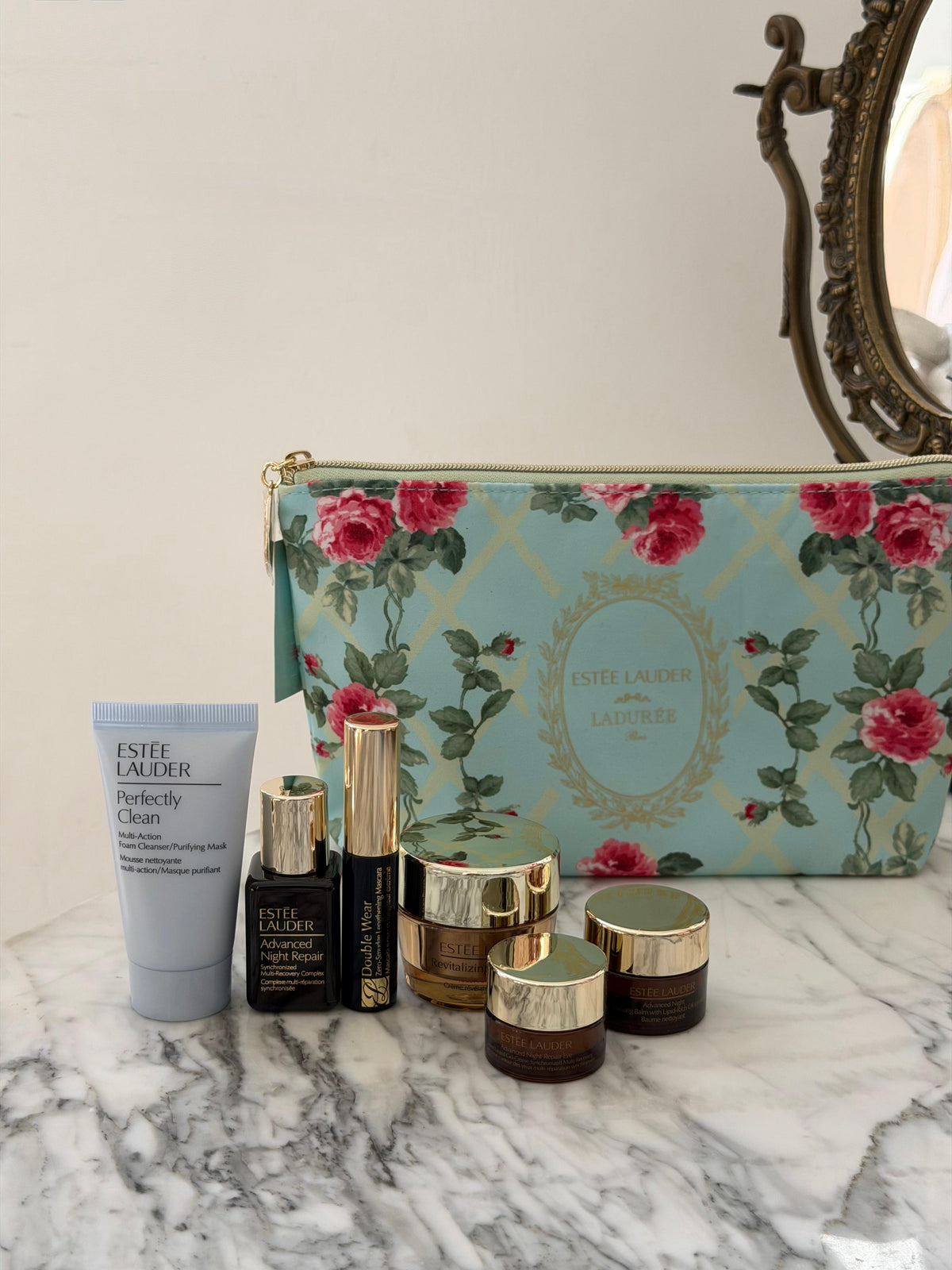 ESTEE LAUDER & MAISON LADURÉE 7 Products Gift Set