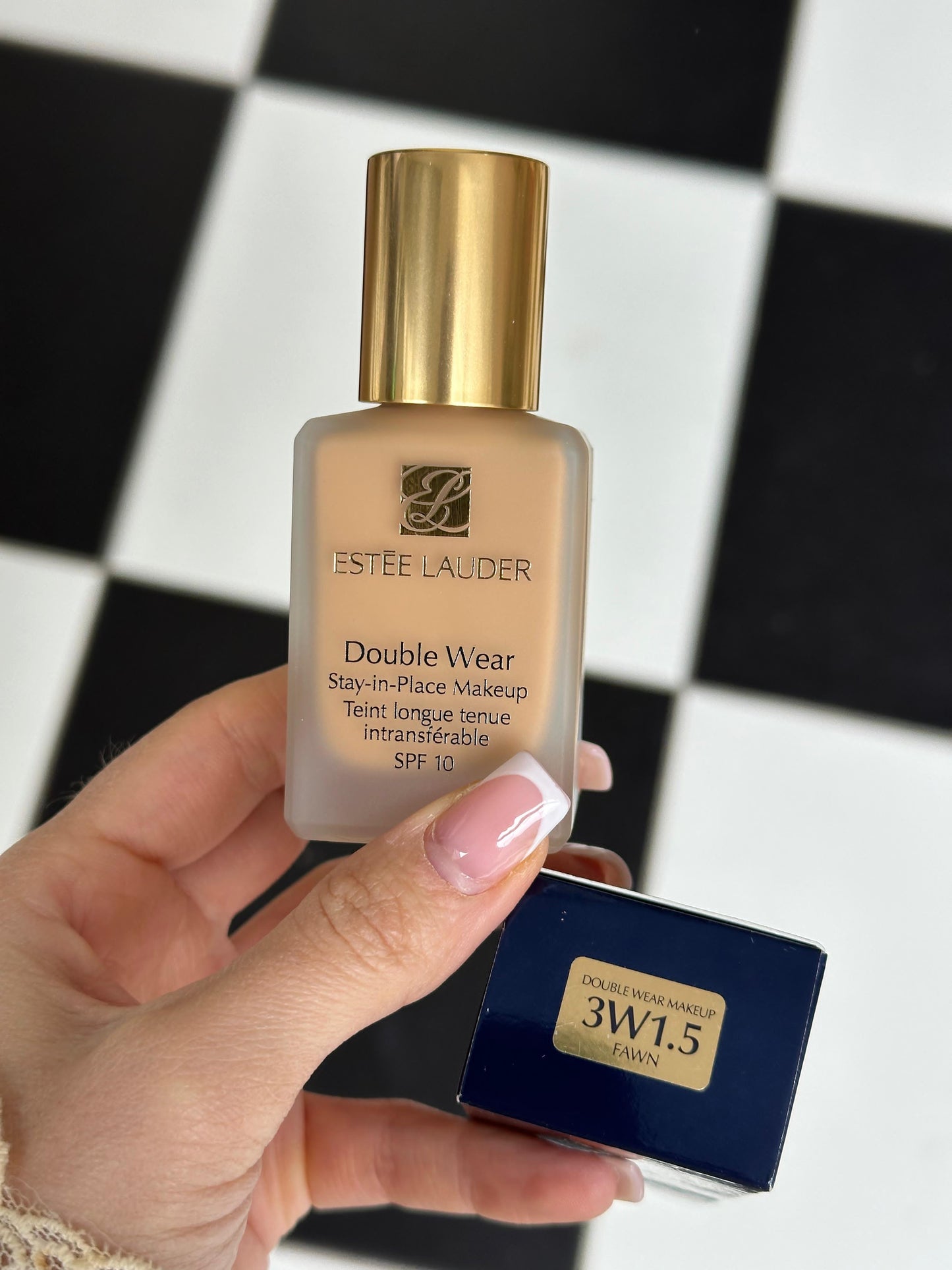 ESTÉE LAUDER Double Wear
Stay-in-Place Foundation