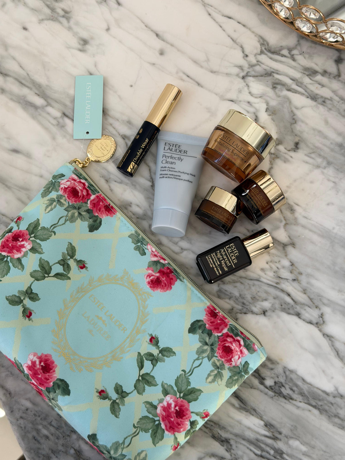 ESTEE LAUDER & MAISON LADURÉE 7 Products Gift Set