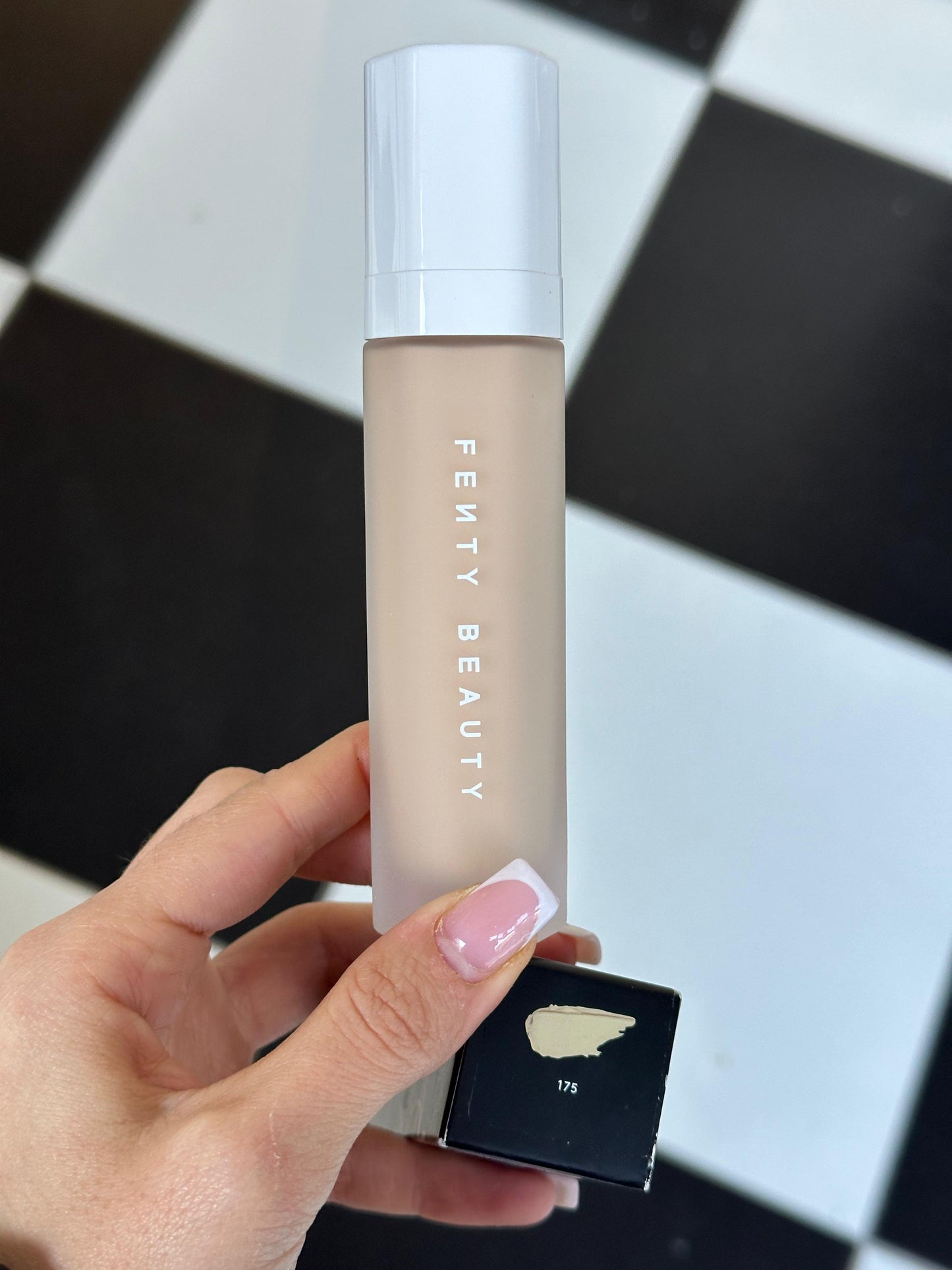 FENTY Soft'Lit Naturally Luminous Longwear Foundation