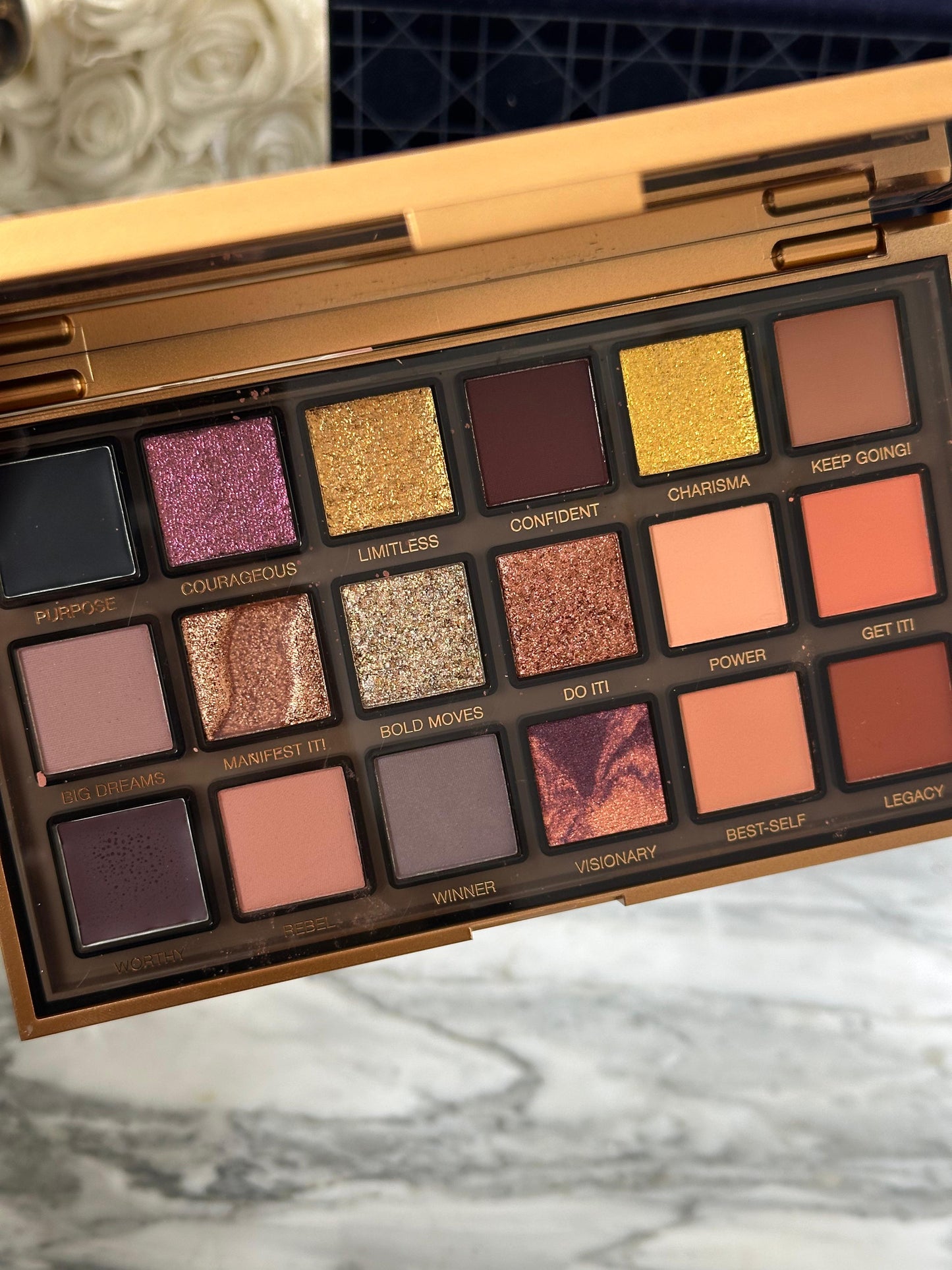 HUDA BEAUTY
Empowered Eyeshadow Palette