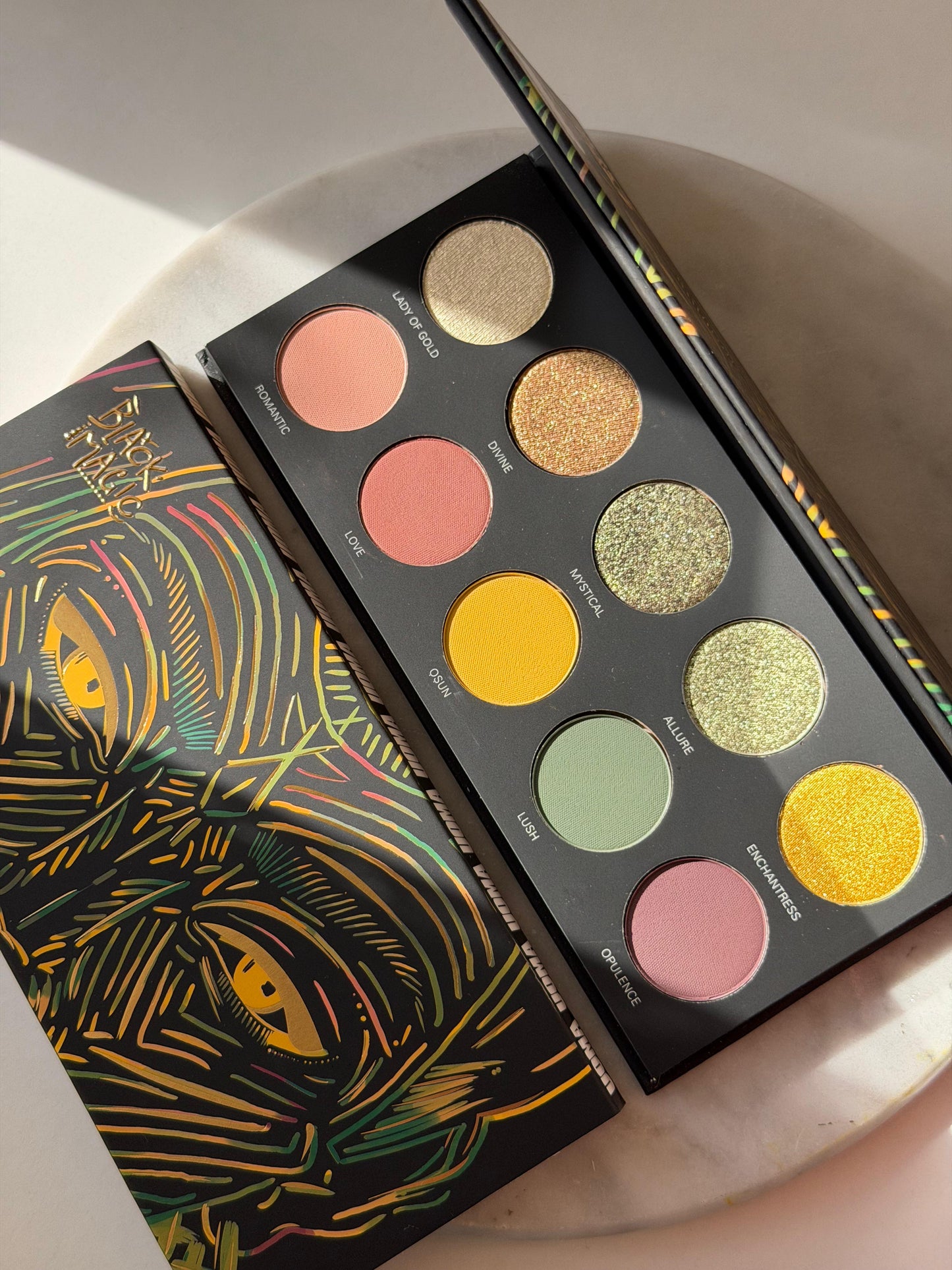 UOMA Black Magic Color Eyeshadow Palette - Allure