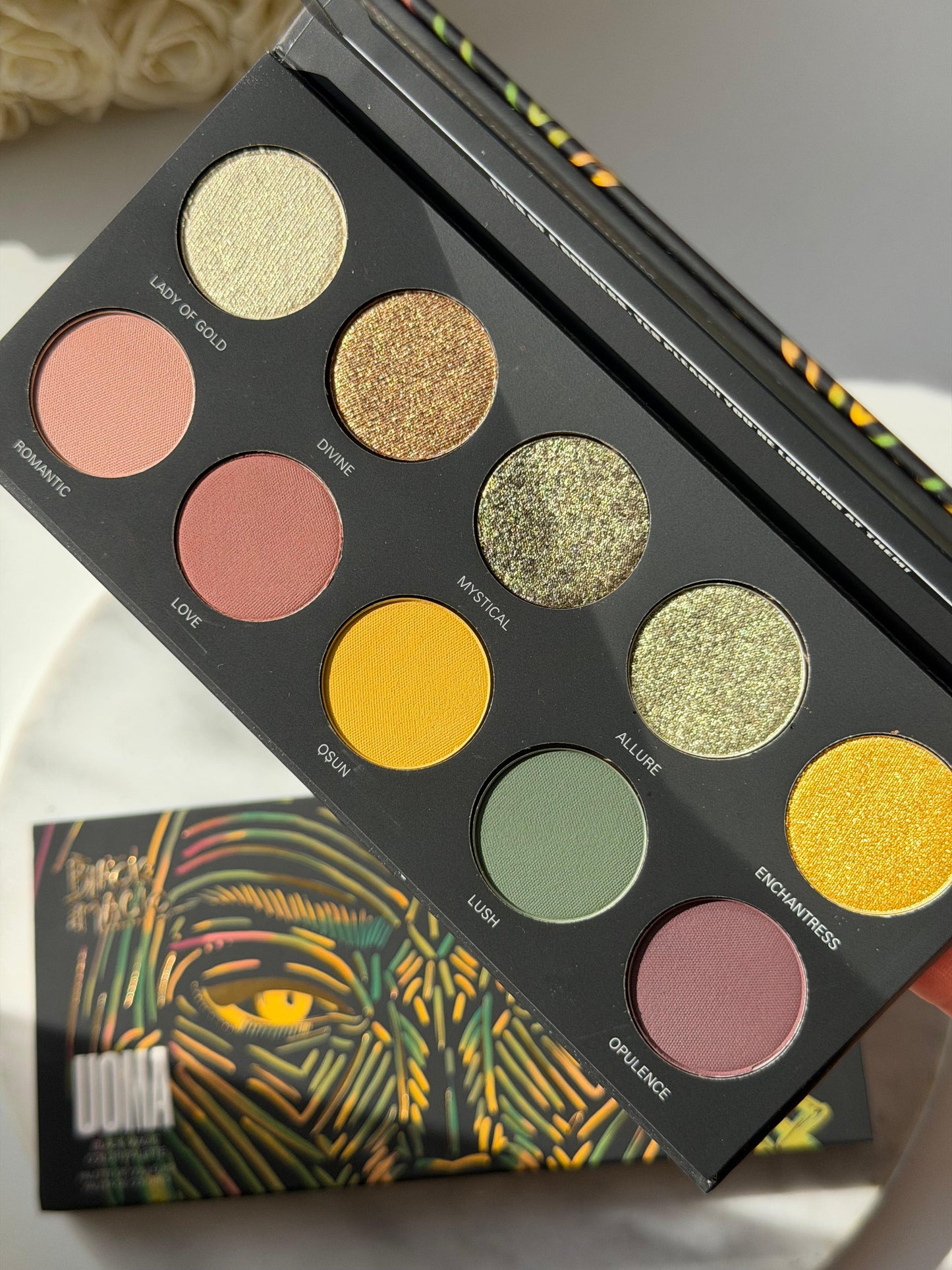 UOMA Black Magic Color Eyeshadow Palette - Allure