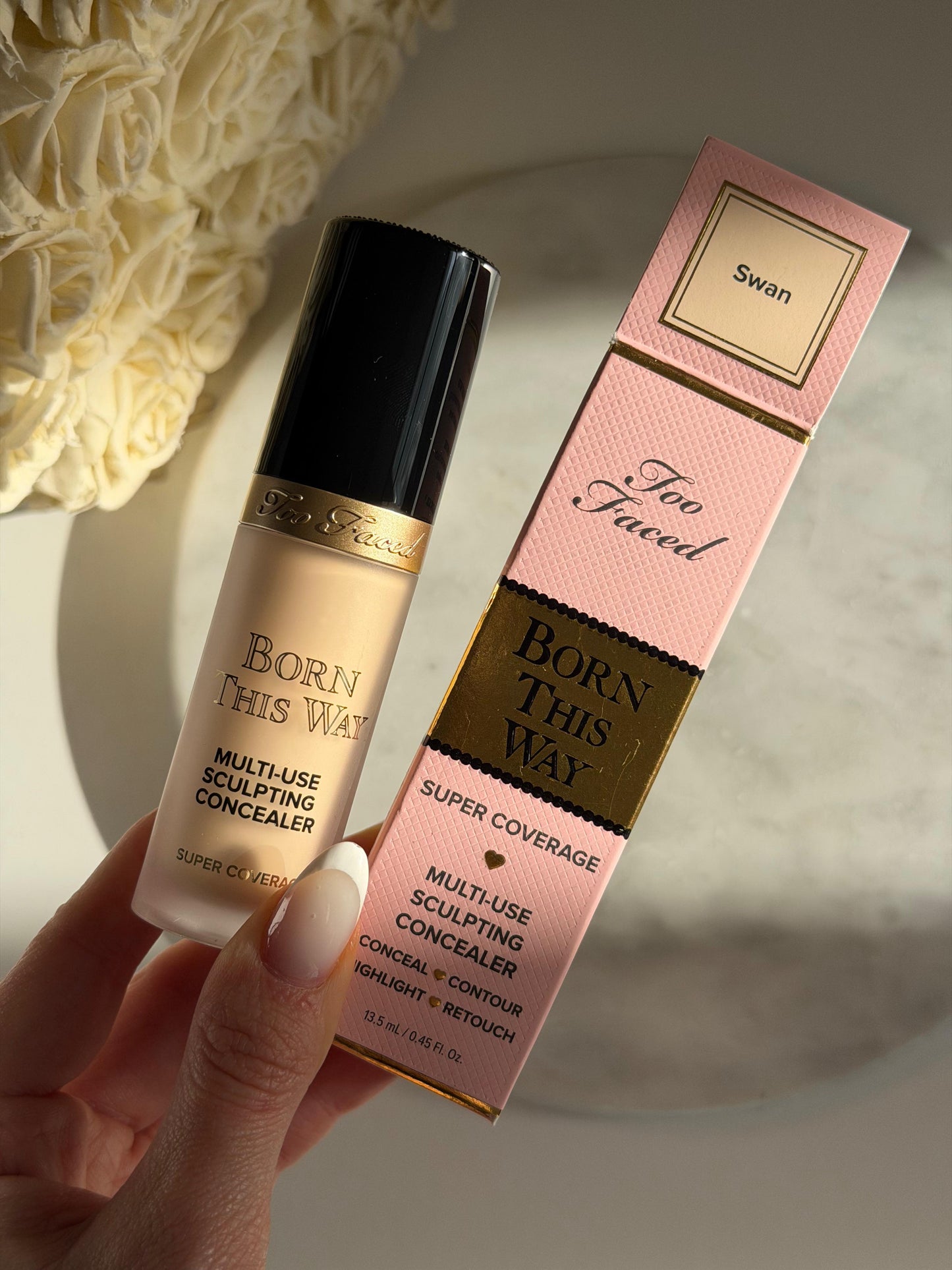 TOO FACED Born This Way Super Coverage Multi-Use Concealer - Swan
Flawless, Hydrating, Longwearing