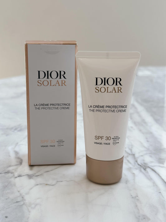 DIOR Solar The Protective Creme SPF30
Sunscreen for Face - High Protection