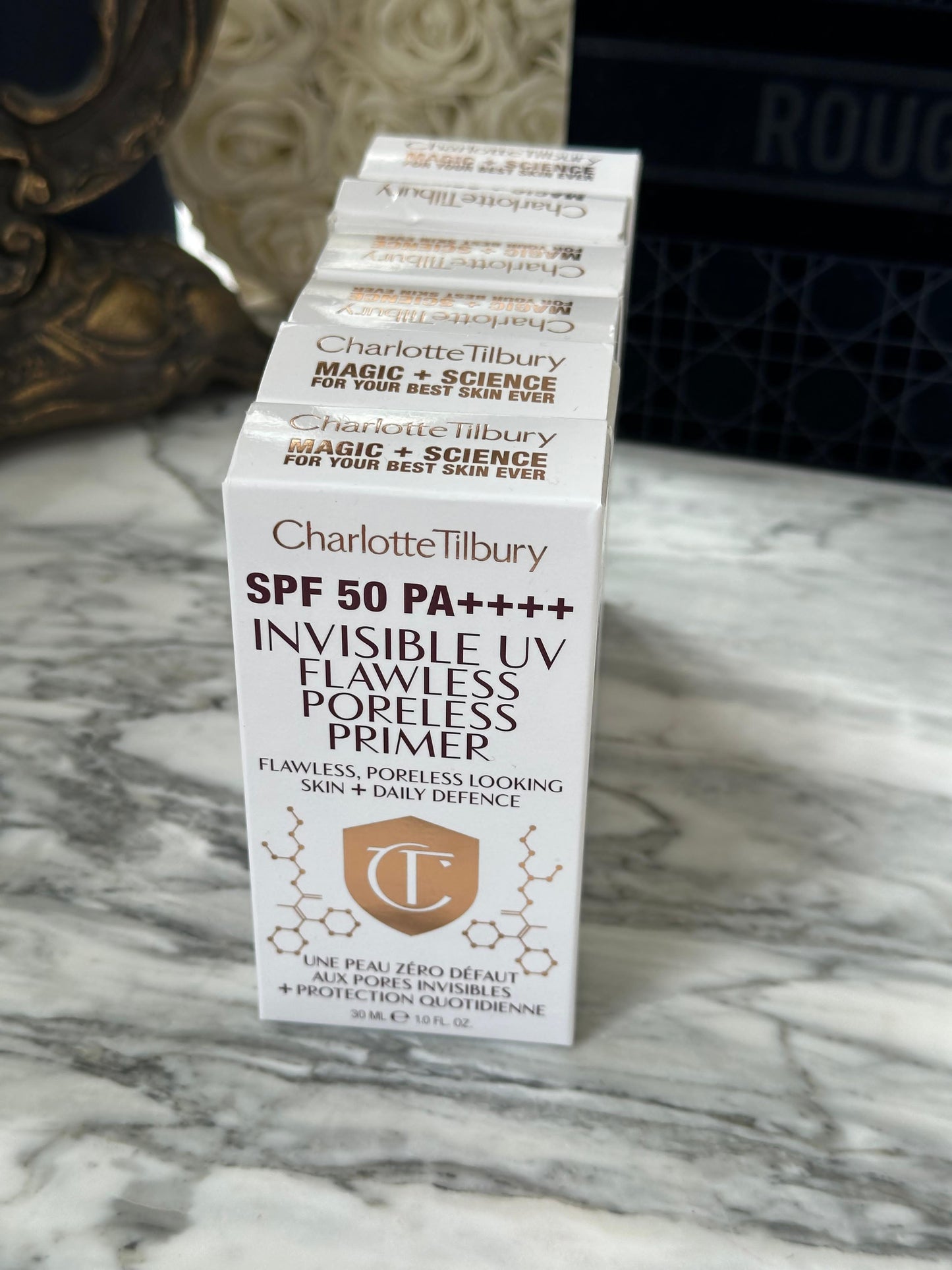 CHARLOTTE TILBURY Invisible UV Flawless Poreless Primer
SPF50