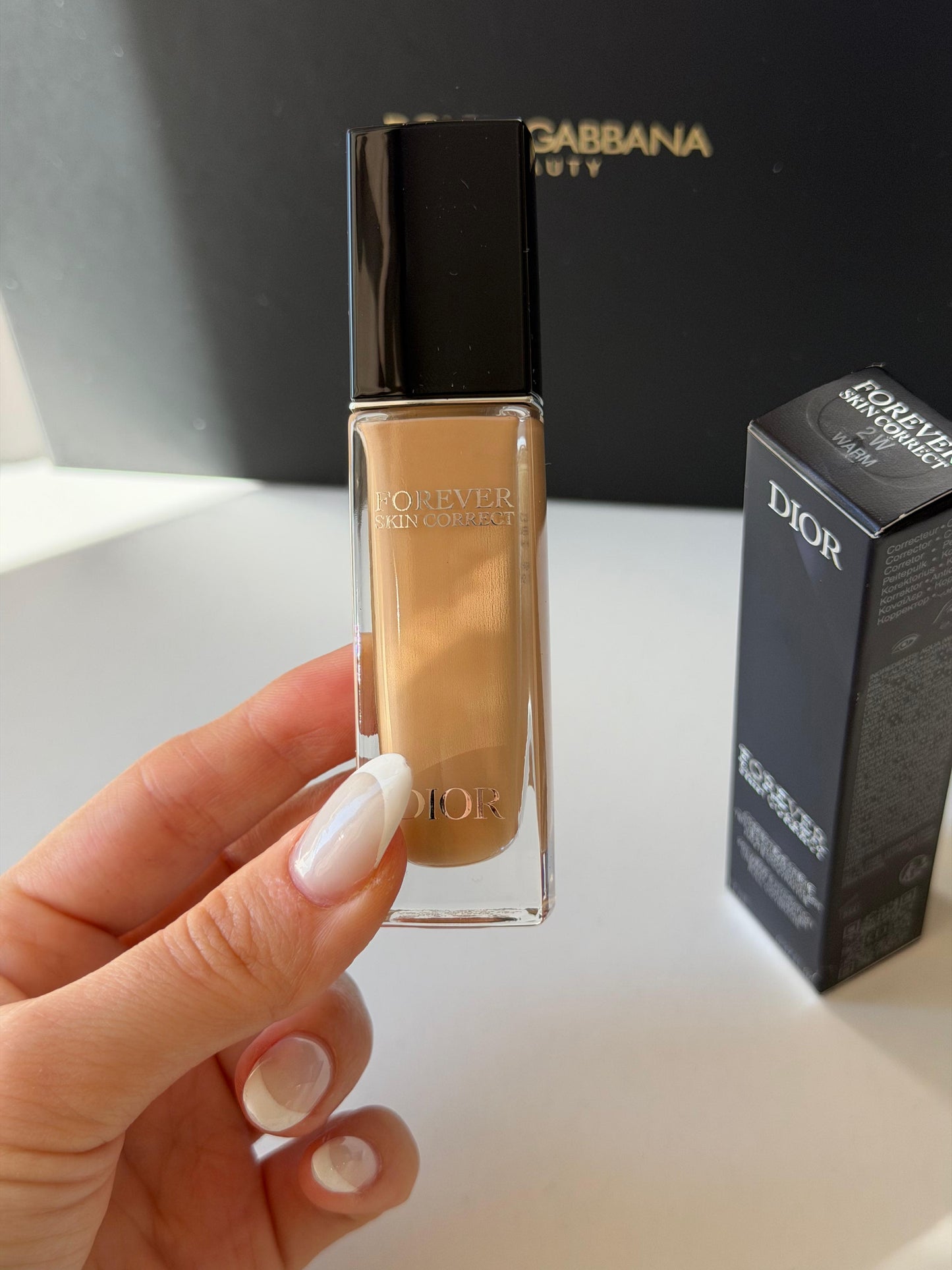 DIOR Forever Skin Correct (2W)
Full-Coverage Concealer - 24h Hydration and Wear - No Transfer