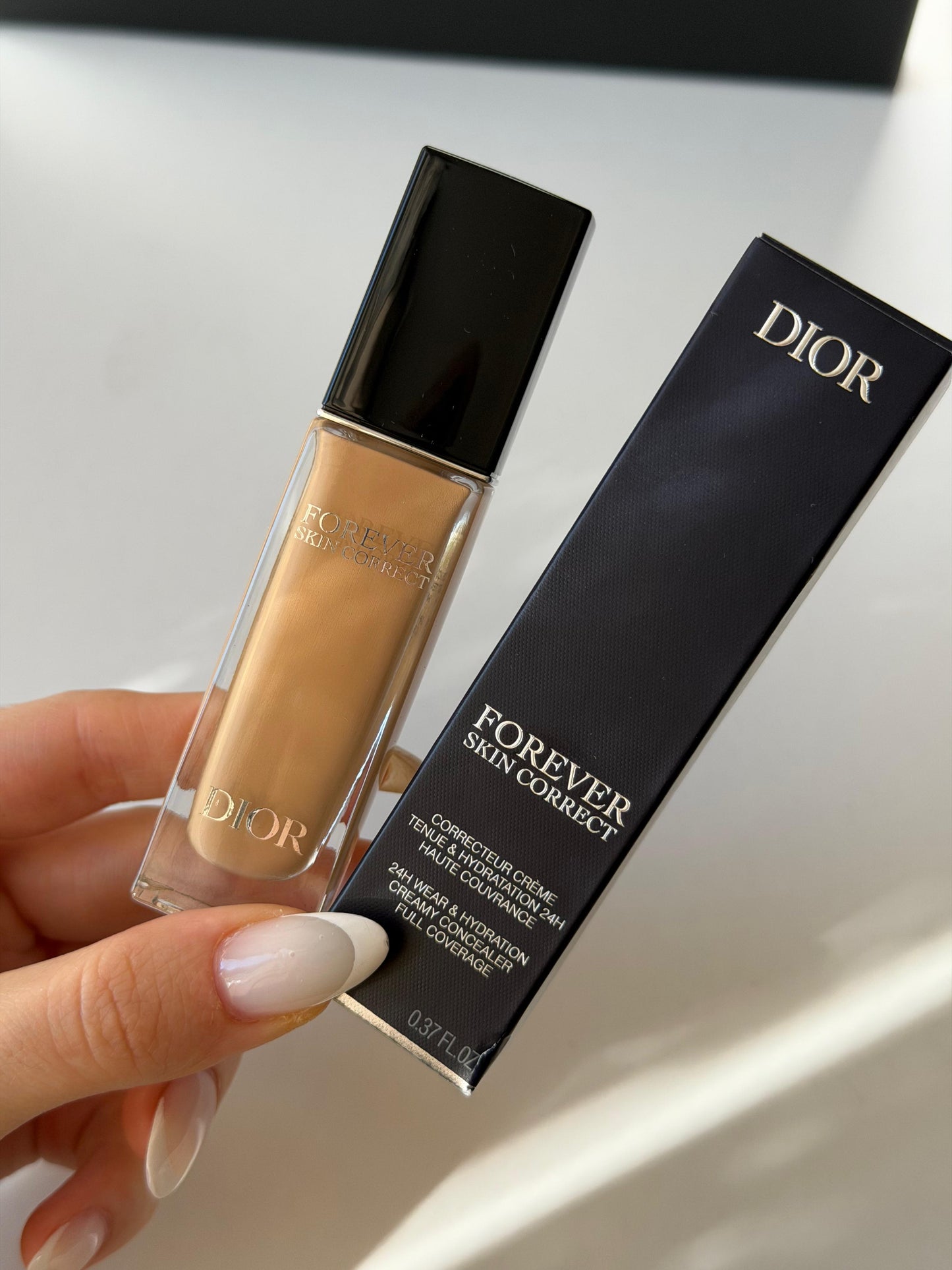 DIOR Forever Skin Correct (2W)
Full-Coverage Concealer - 24h Hydration and Wear - No Transfer