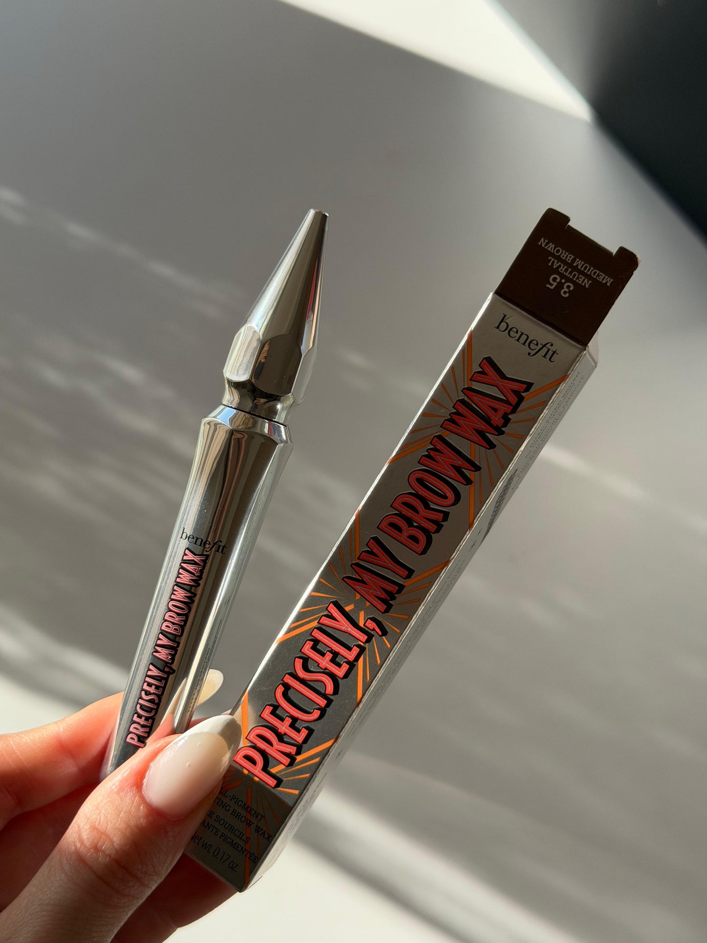 BENEFIT Precisely, My Brow Wax (3.5)