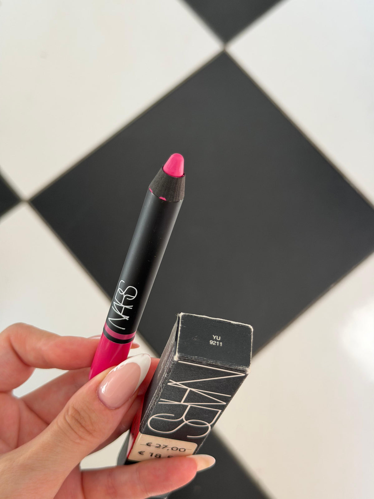 NARS Satin Lip Pencil (9211)