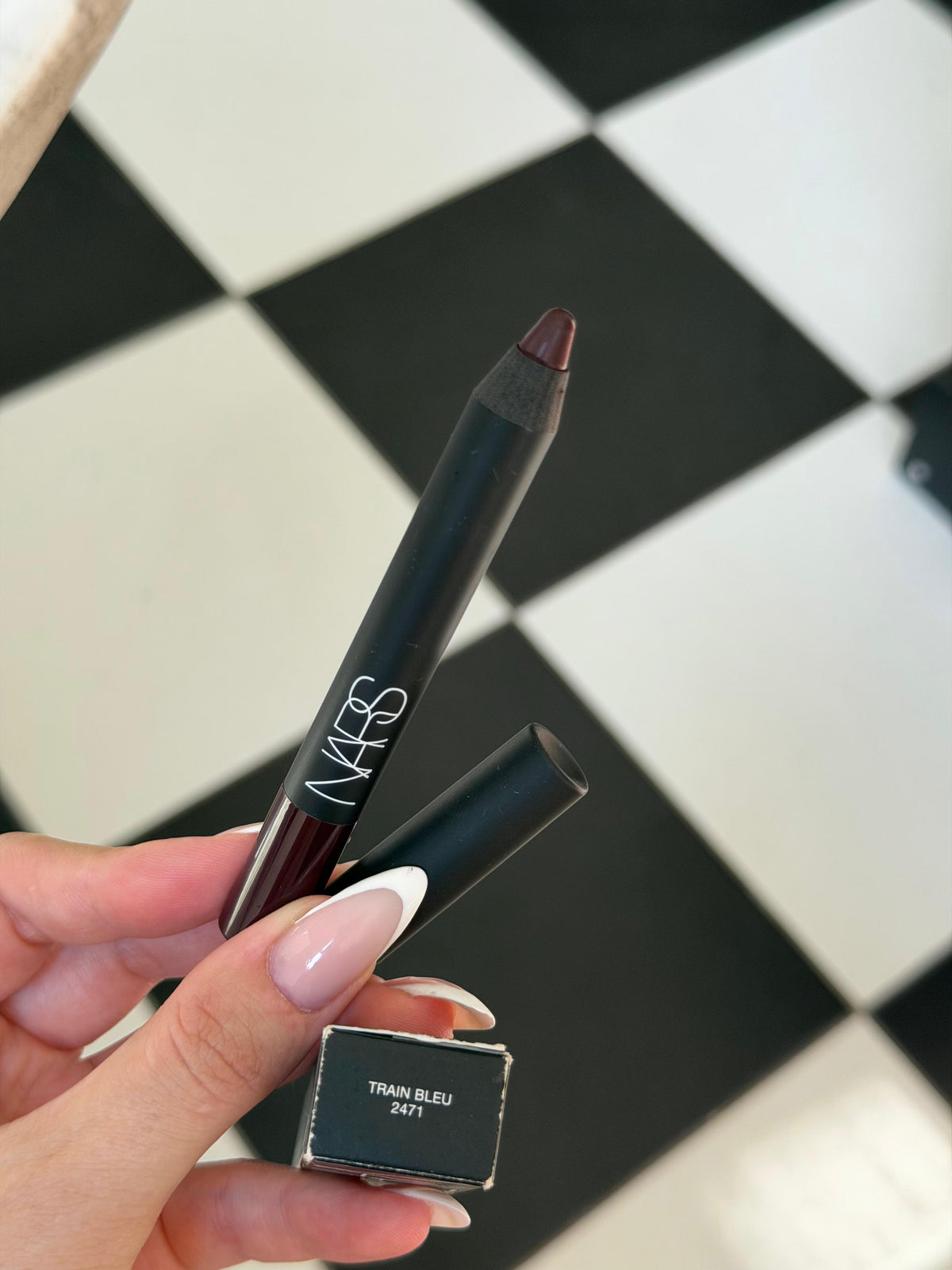 NARS Velvet Matte Lip Pencil (2471)