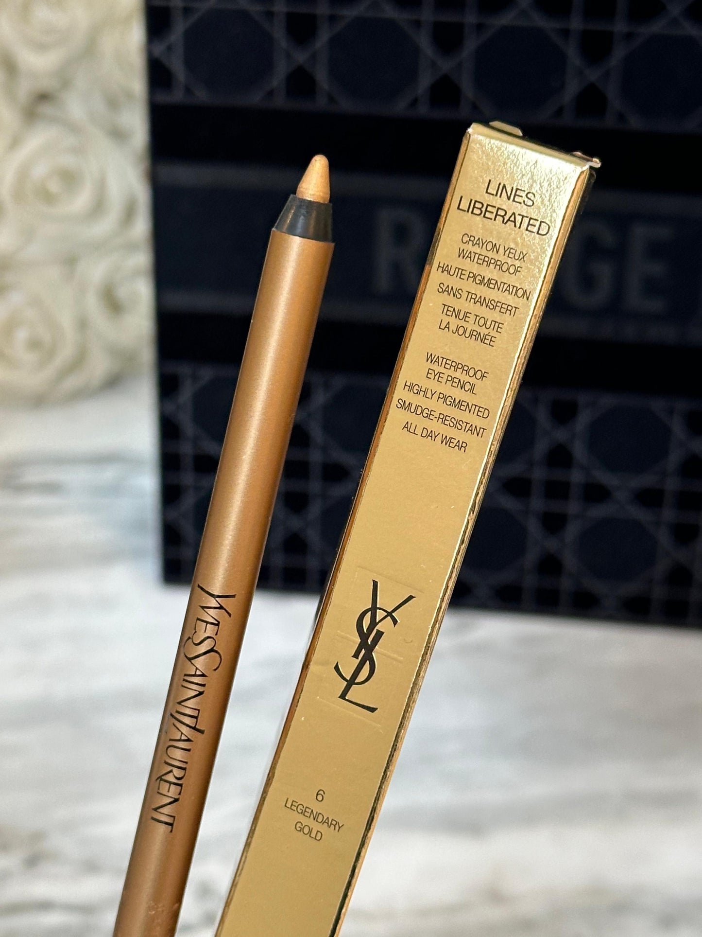 YSL Lines Liberated (6)
Waterproof Eye Pencil