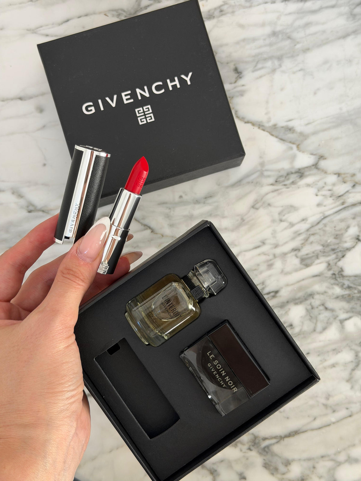 GIVENCHY Essential Gift Set (Parfum, Lipstick, Cream)