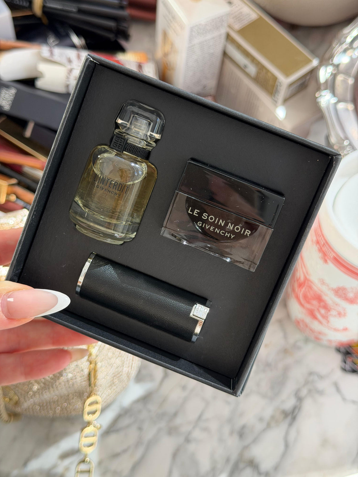 GIVENCHY Essential Gift Set (Parfum, Lipstick, Cream)