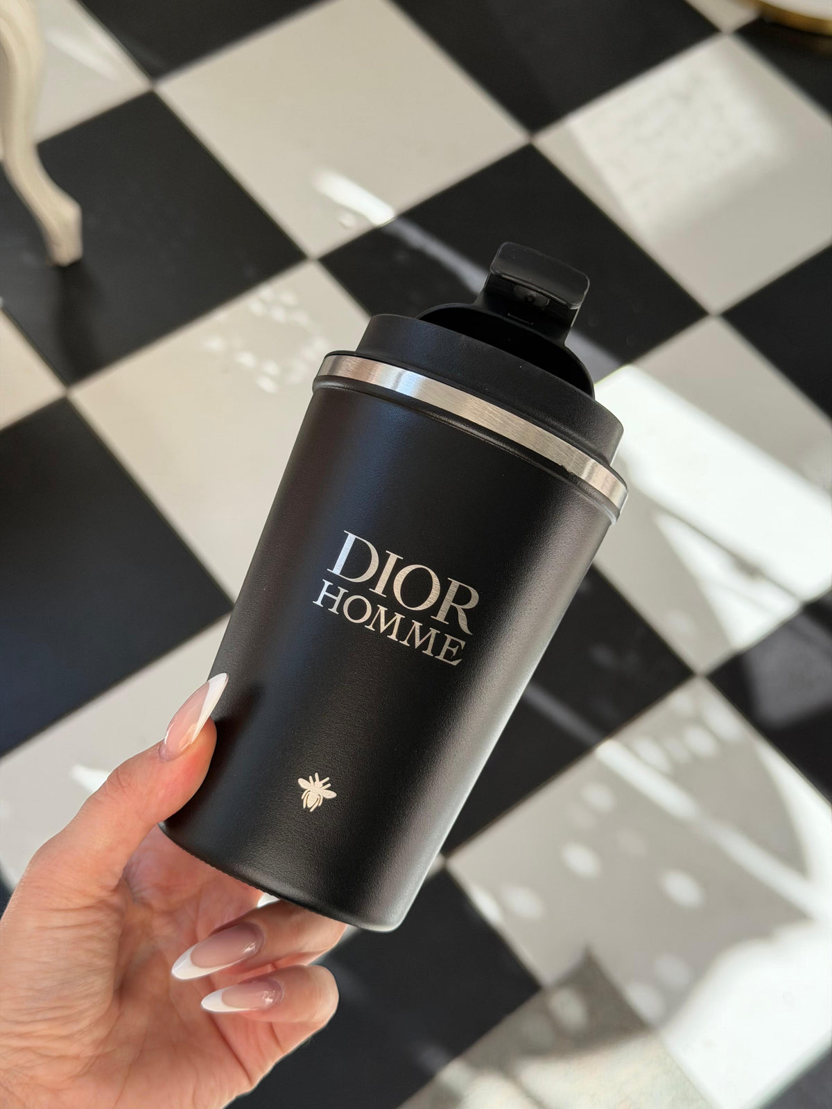 DIOR Homme Travel Mug 350ml
Black Stainless Steel Thermus