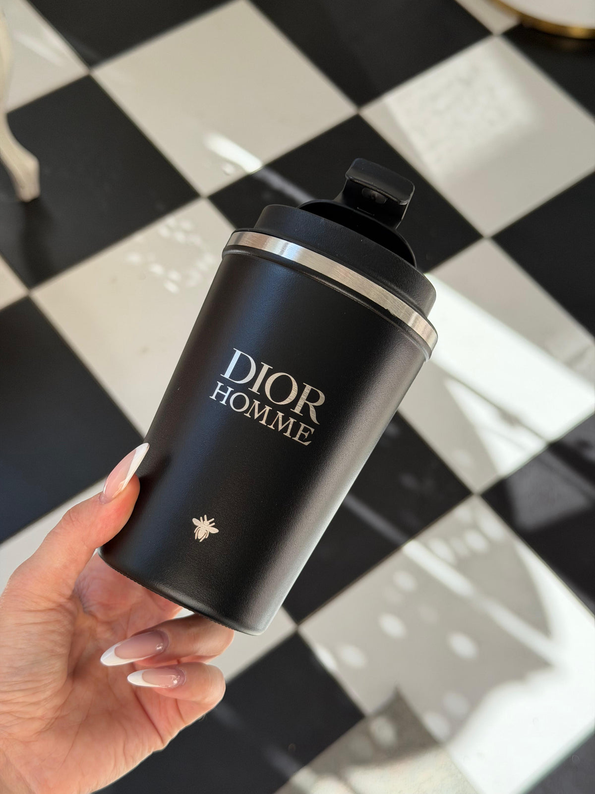 DIOR Homme Travel Mug 350ml
Black Stainless Steel Thermus