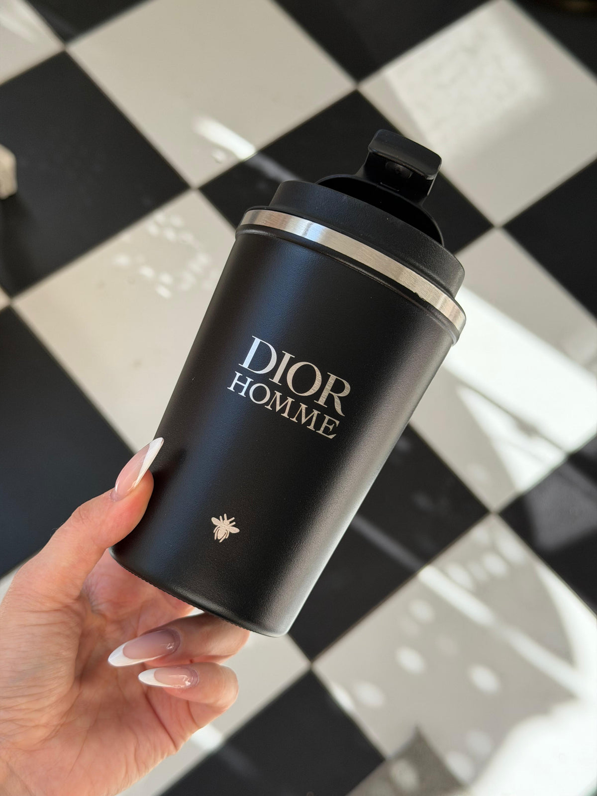 DIOR Homme Travel Mug 350ml
Black Stainless Steel Thermus