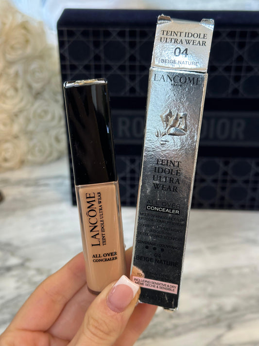 LANCÔME Teint Idole Ultra Wear All Over Full Coverage Concealer
Natural Matte Finish