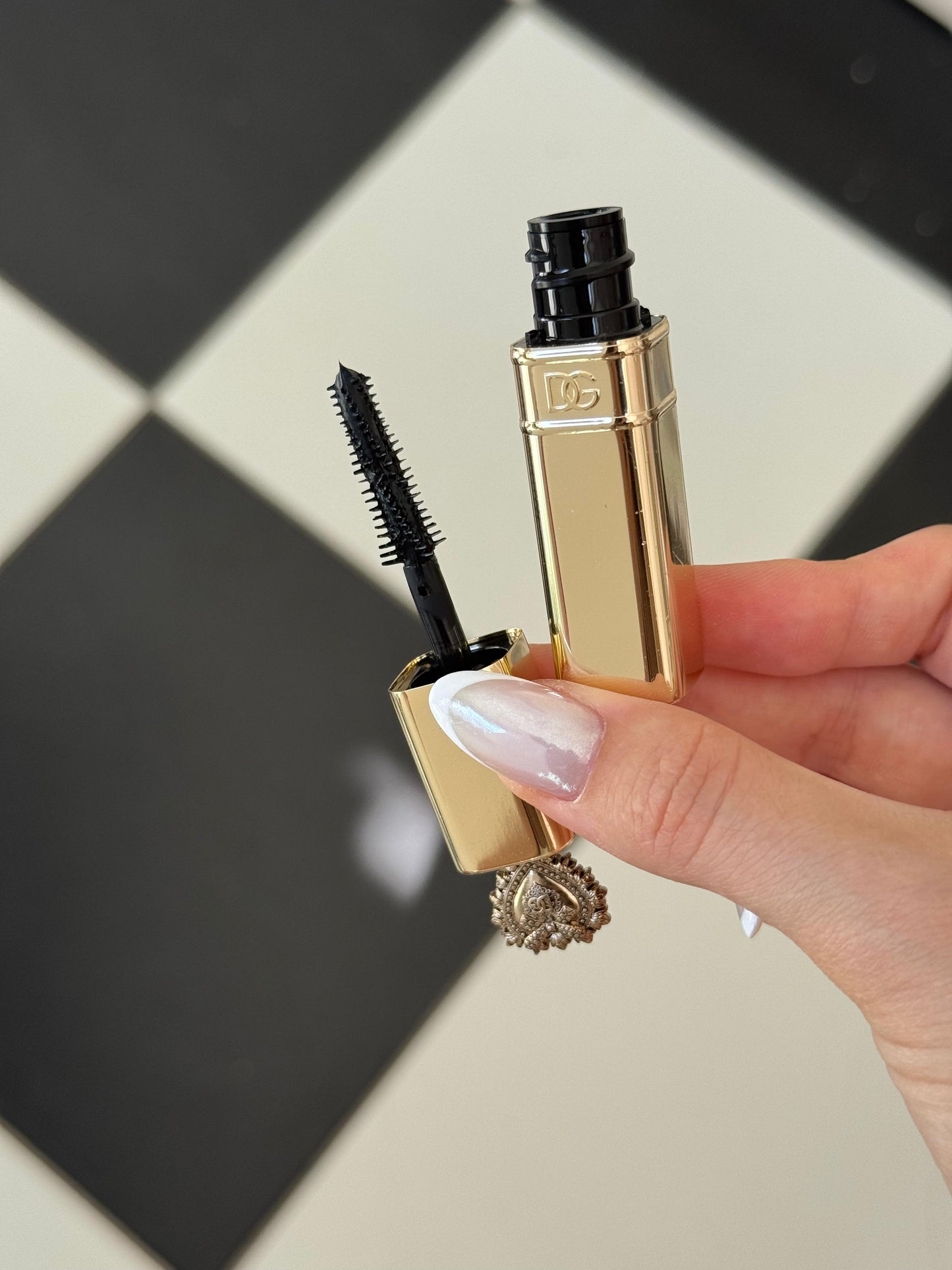 DOLCE&GABBANA
Everfull XL Mini Mascara 36H Extreme Volume & Lift