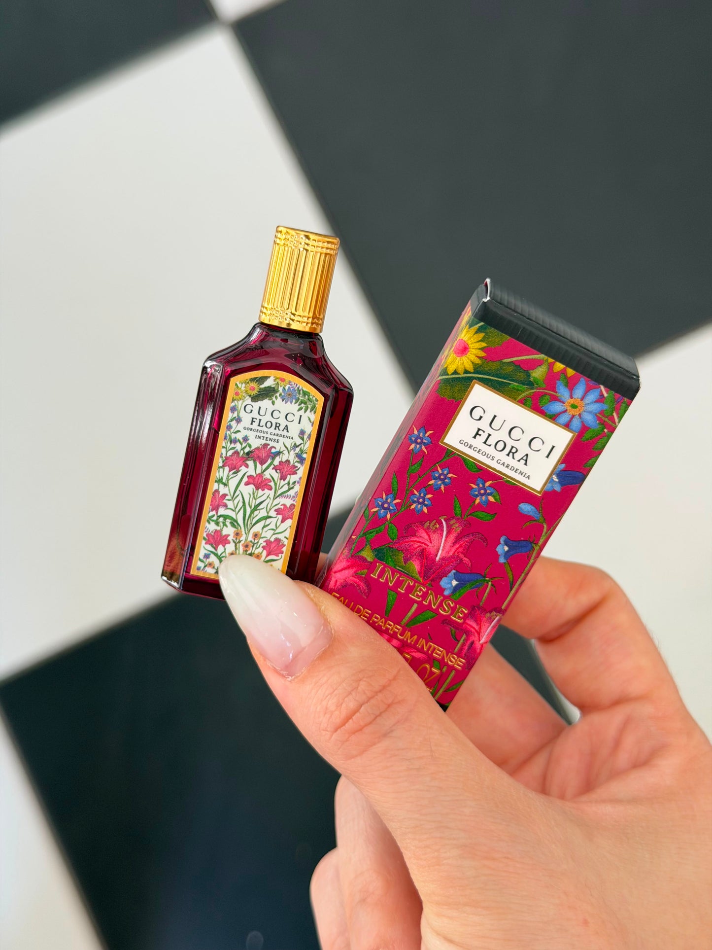 GUCCI Flora Gorgeous Gardenia Eau De Parfum Intense - Travel Size