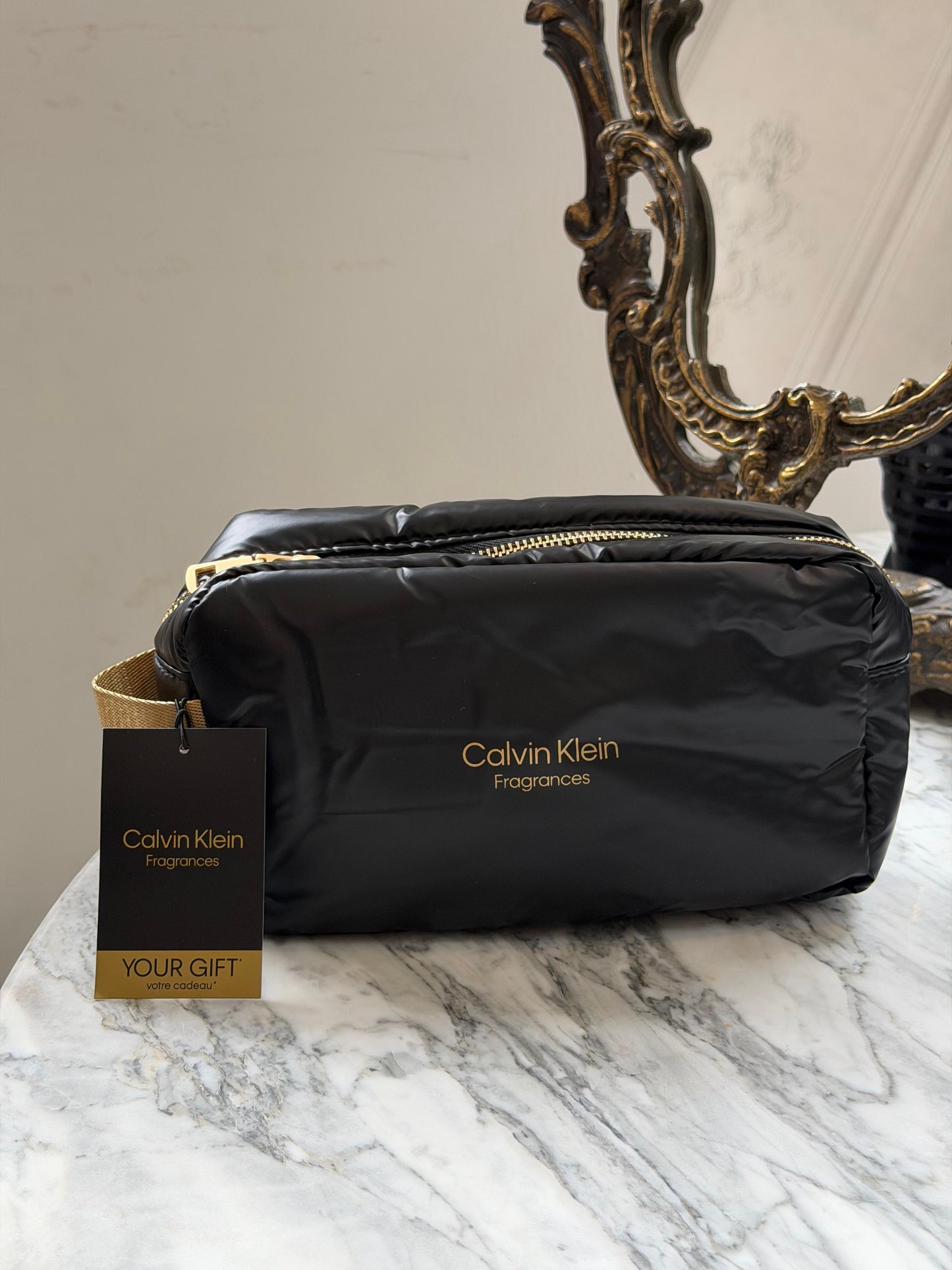 CALVIN KLEIN Dopp Kit Travel Pouch Gift