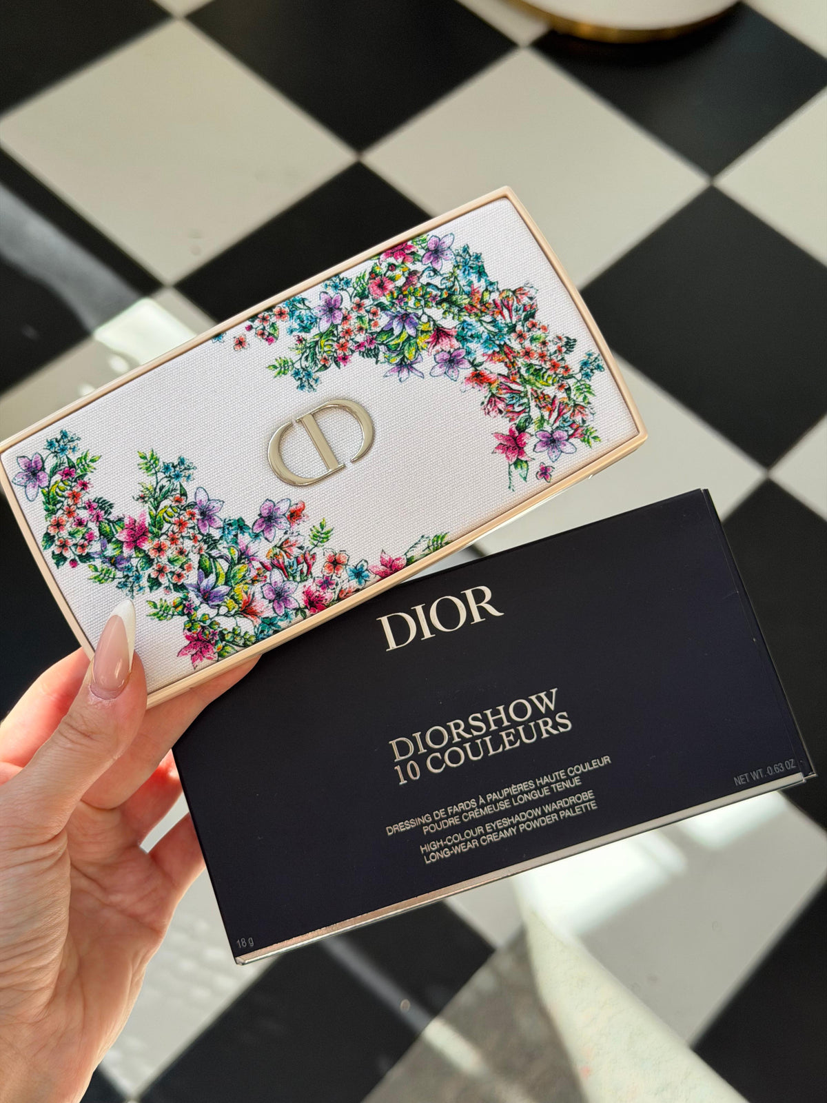 DIOR Diorshow 10 Couleurs Blooming Boudoir Limited Edition
Eye Palette - 10 Eyeshadows - High Color And Long Wear