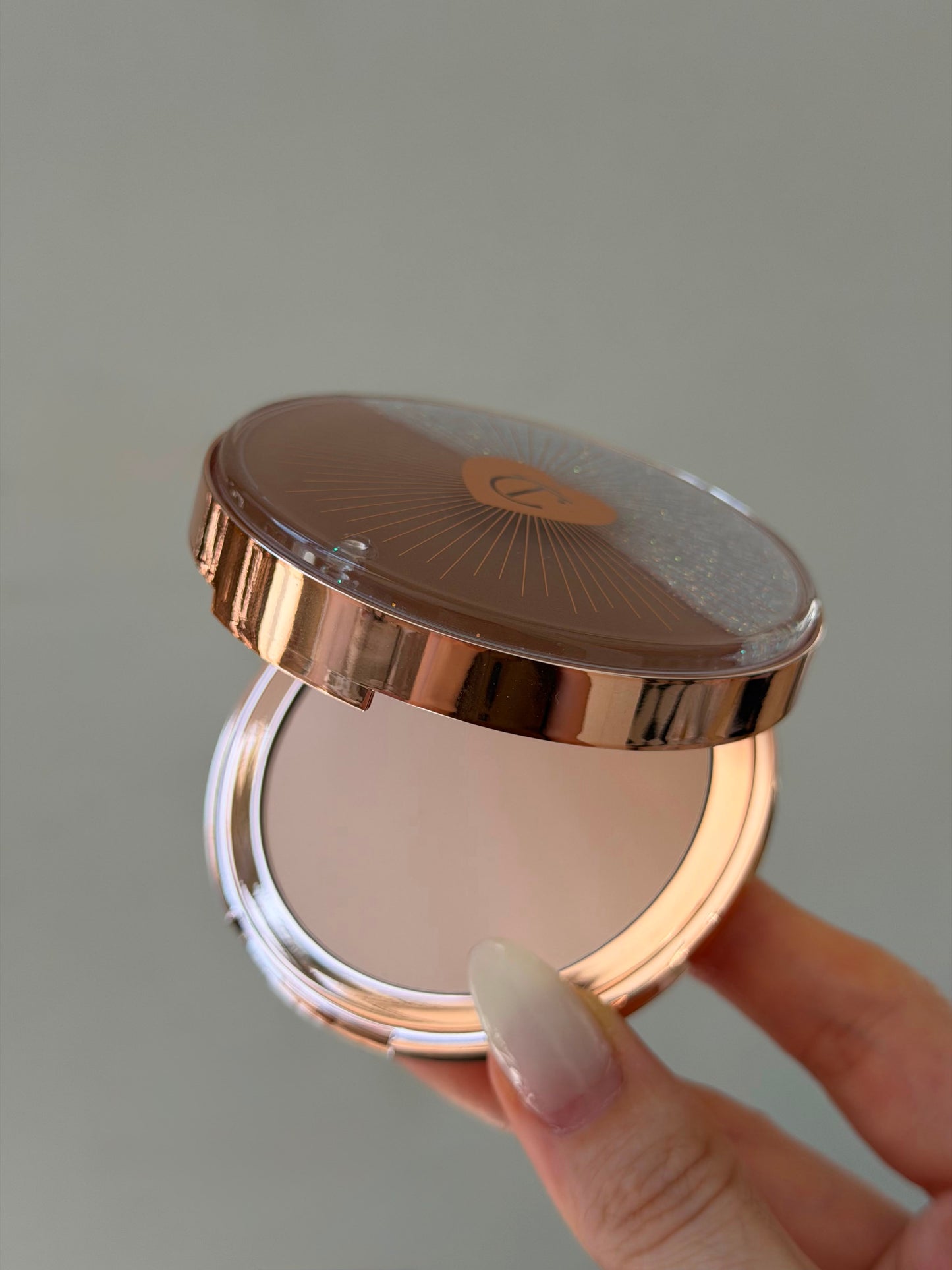 CHARLOTTE TILBURY Airbrush Flawless Finish - Complexion Smoothing Micro Powder (0)