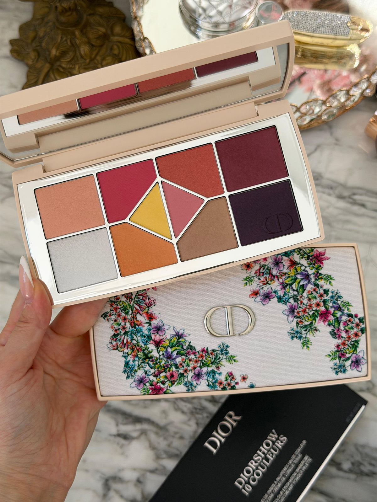 DIOR Diorshow 10 Couleurs Blooming Boudoir Limited Edition
Eye Palette - 10 Eyeshadows - High Color And Long Wear