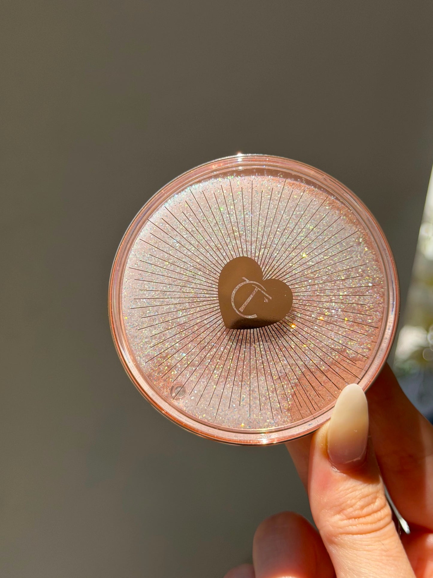 CHARLOTTE TILBURY Airbrush Flawless Finish - Complexion Smoothing Micro Powder (0)