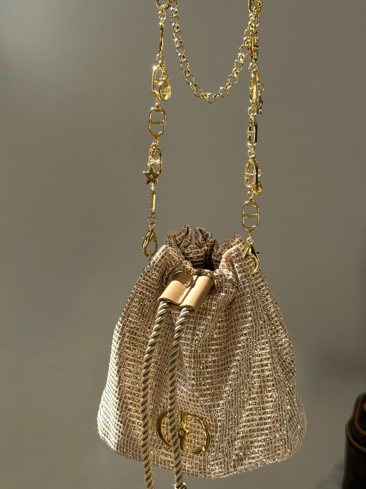 DIOR Golden Chain Beauty Pouch Gift