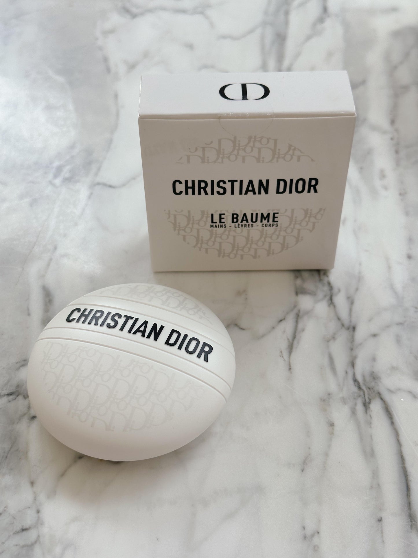 DIOR Le Baume
Revitalizing Balm for Hands, Lips and Body