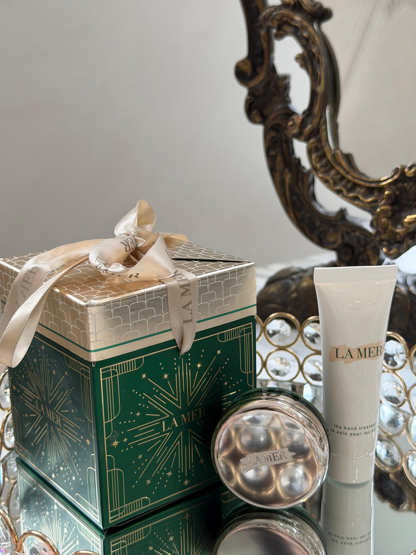 LA MER The Minis De La Mer Collection Gift Set - Hydration Duo For Lips and Hands