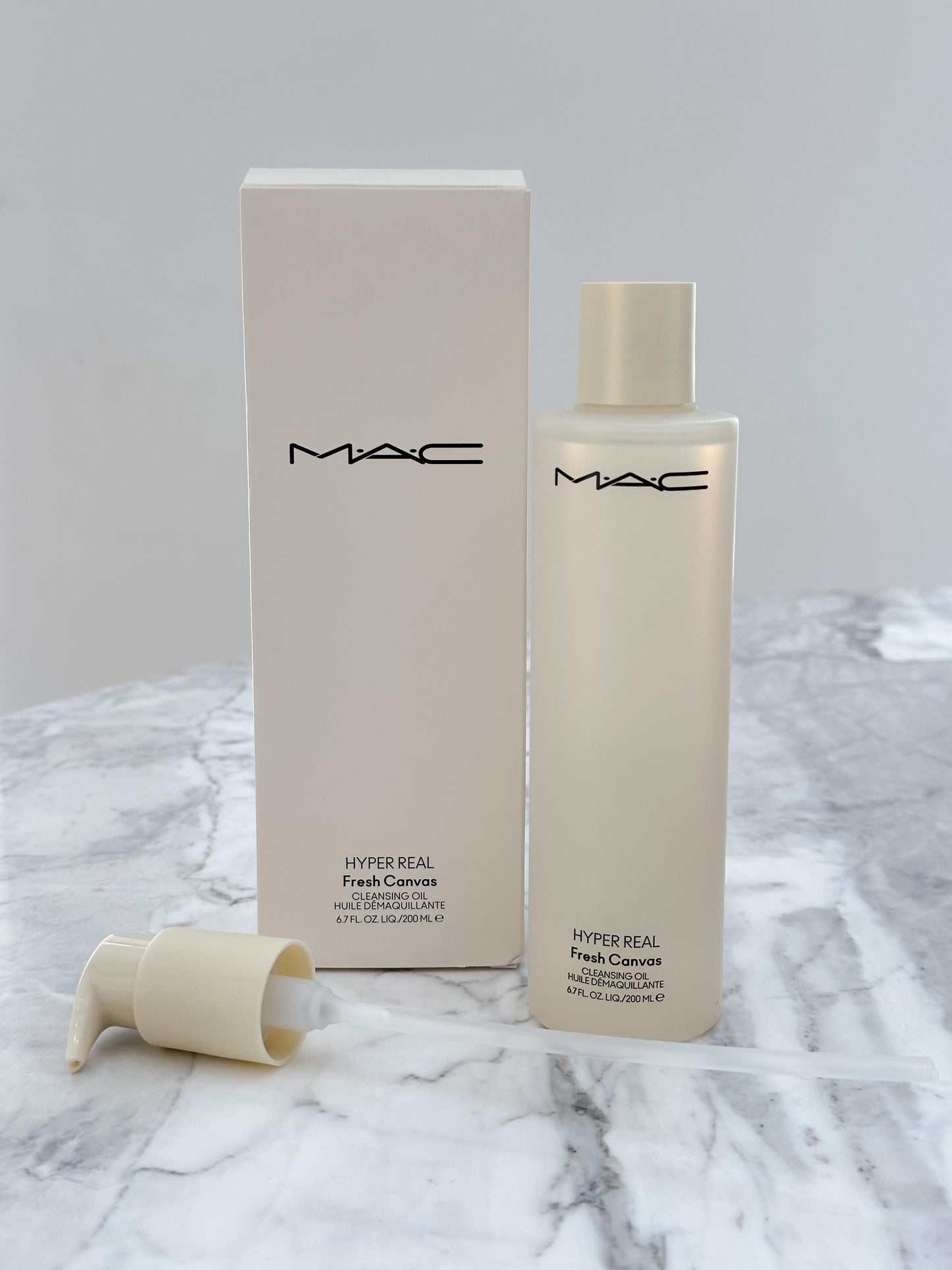 MAC Hyper Real Fresh Canvas Cleansing Oil