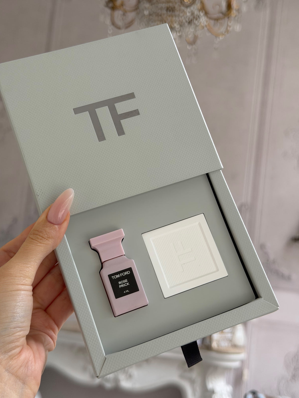 TOM FORD Rose Prick Eau De Parfum 4ml + Diffuser Stone Gift Set