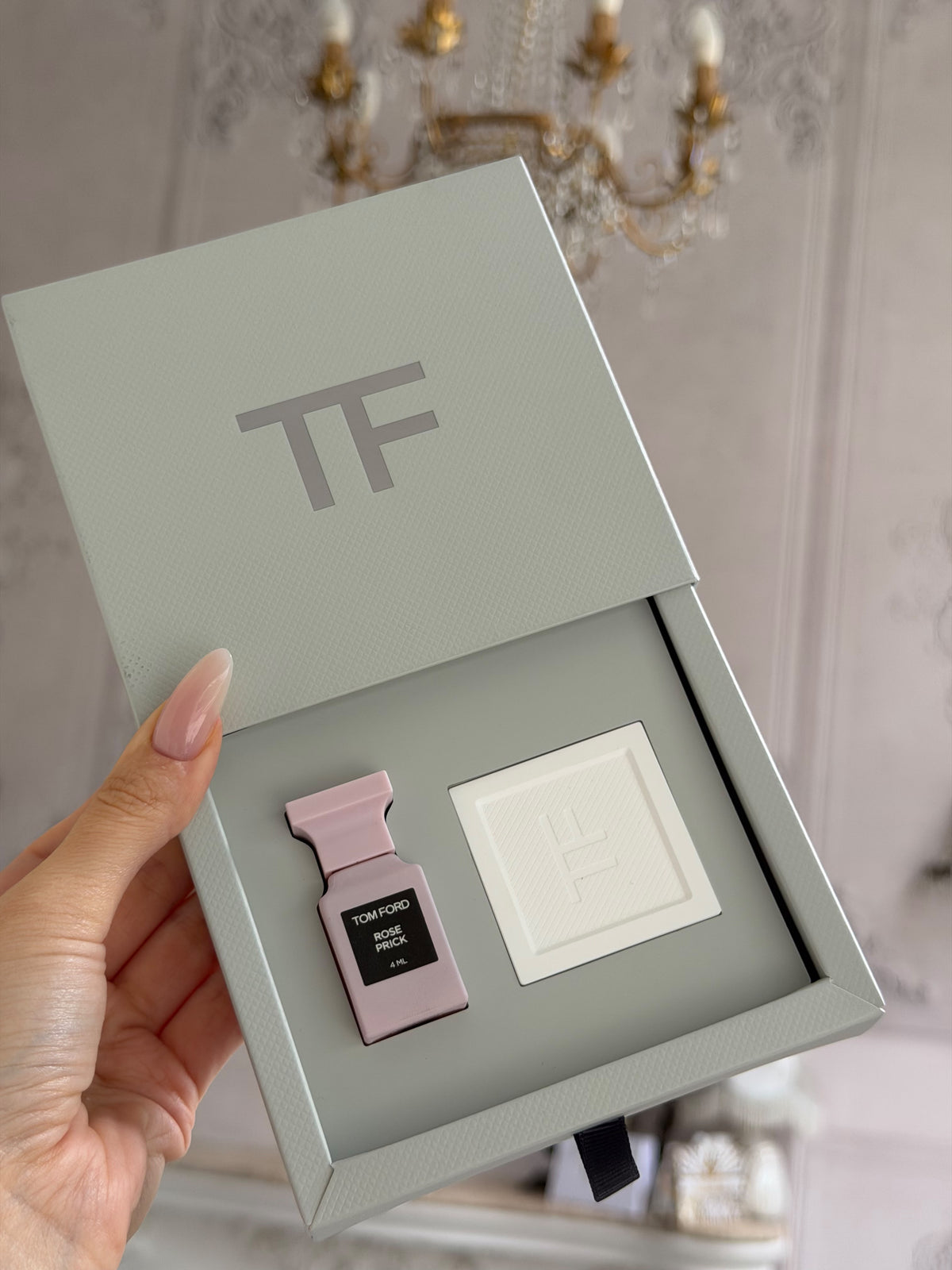 TOM FORD Rose Prick Eau De Parfum 4ml + Diffuser Stone Gift Set