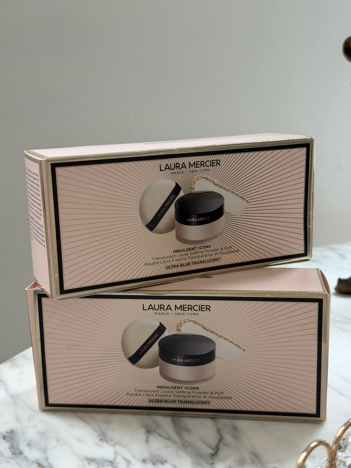 LAURA MERCIER Indulgent Icons Ultra-Blur Translucent Loose Setting Powder + Puff