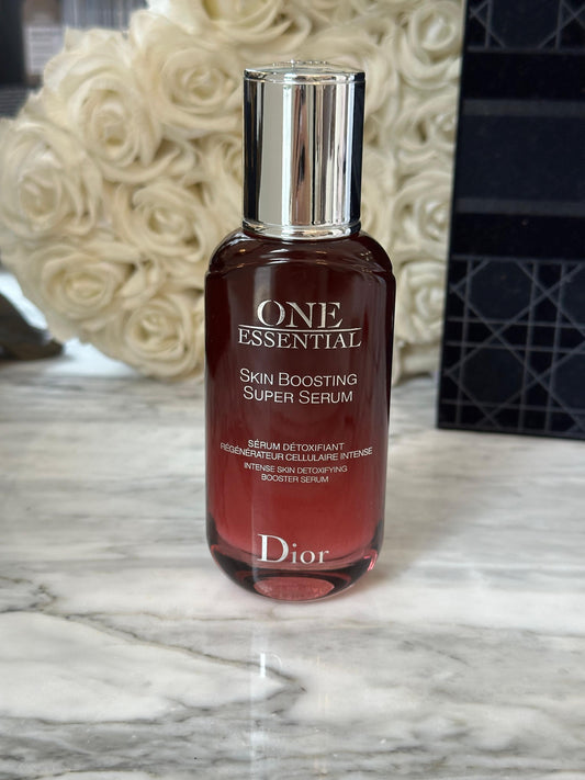 DIOR One Essential Skin Boosting Super Serum