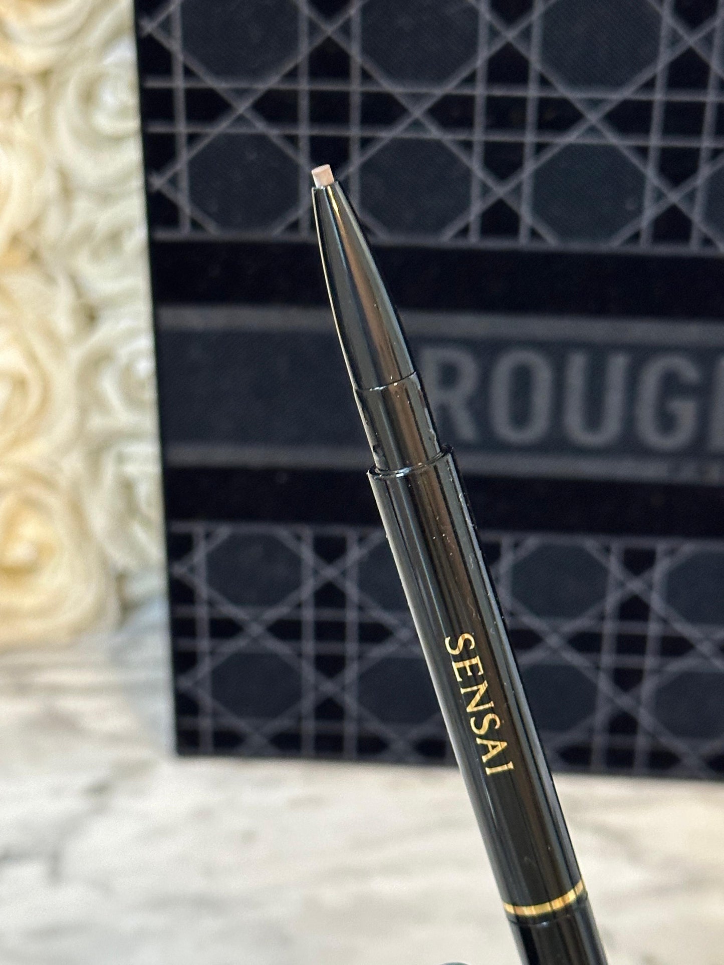 SENSAI
Styiling Eyebrow Pencil