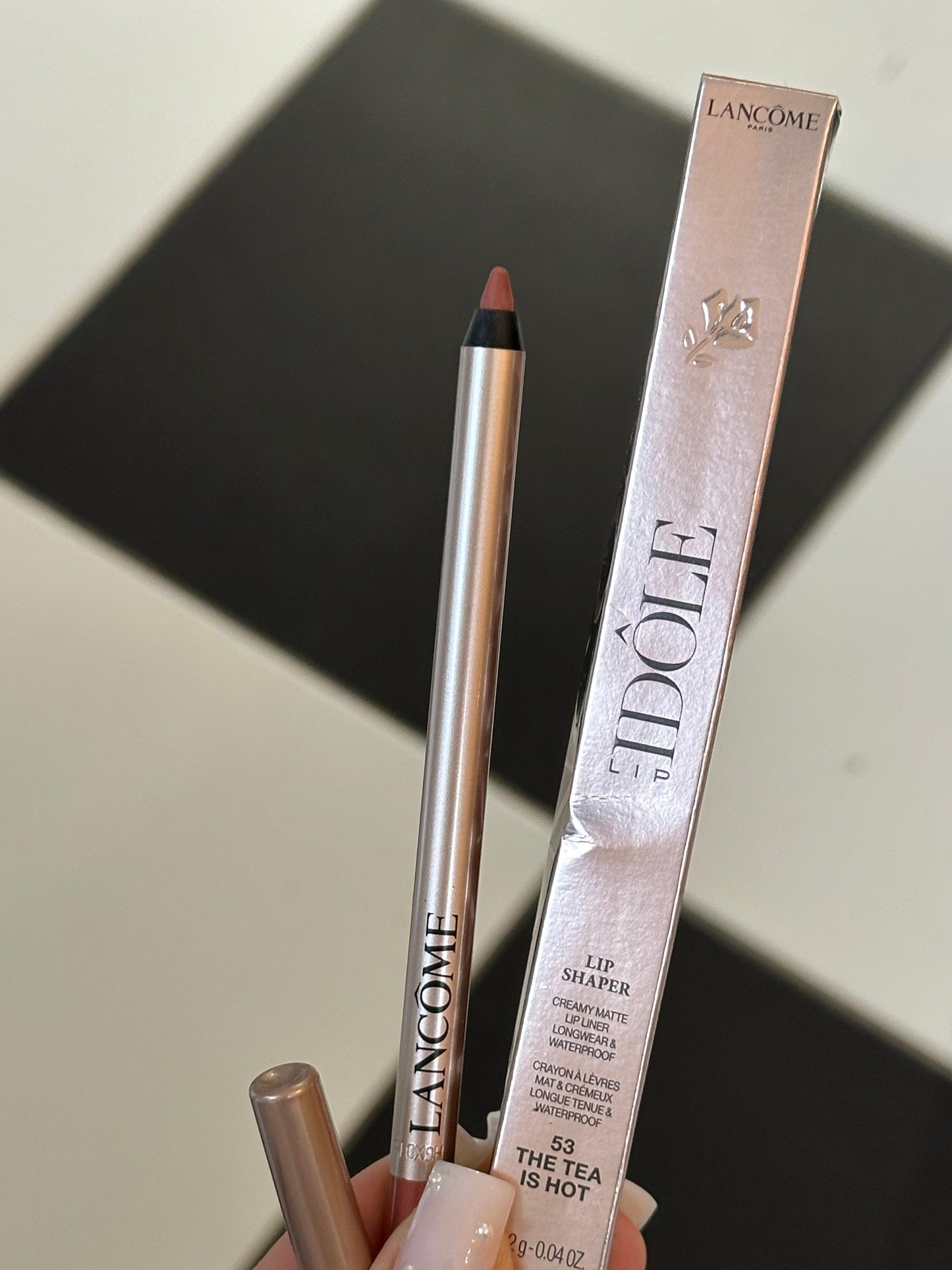 LANCÔME Lip Idôle Lip Shaper
Creamy Matte Lip Liner (53)